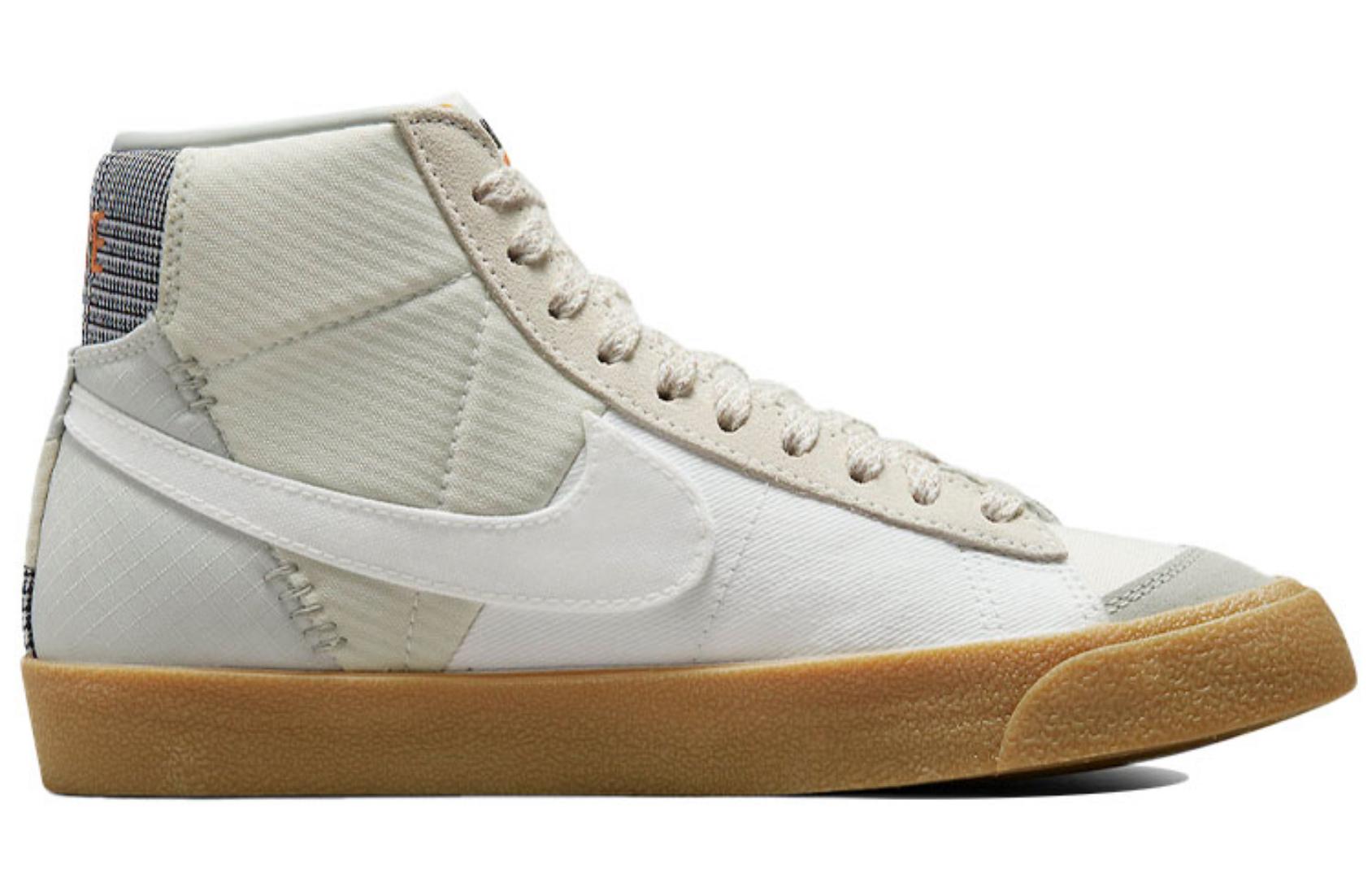 Фото № 2 с приближением к товару «‎Nike Blazer Mid "Voodoo" Sneakers White»