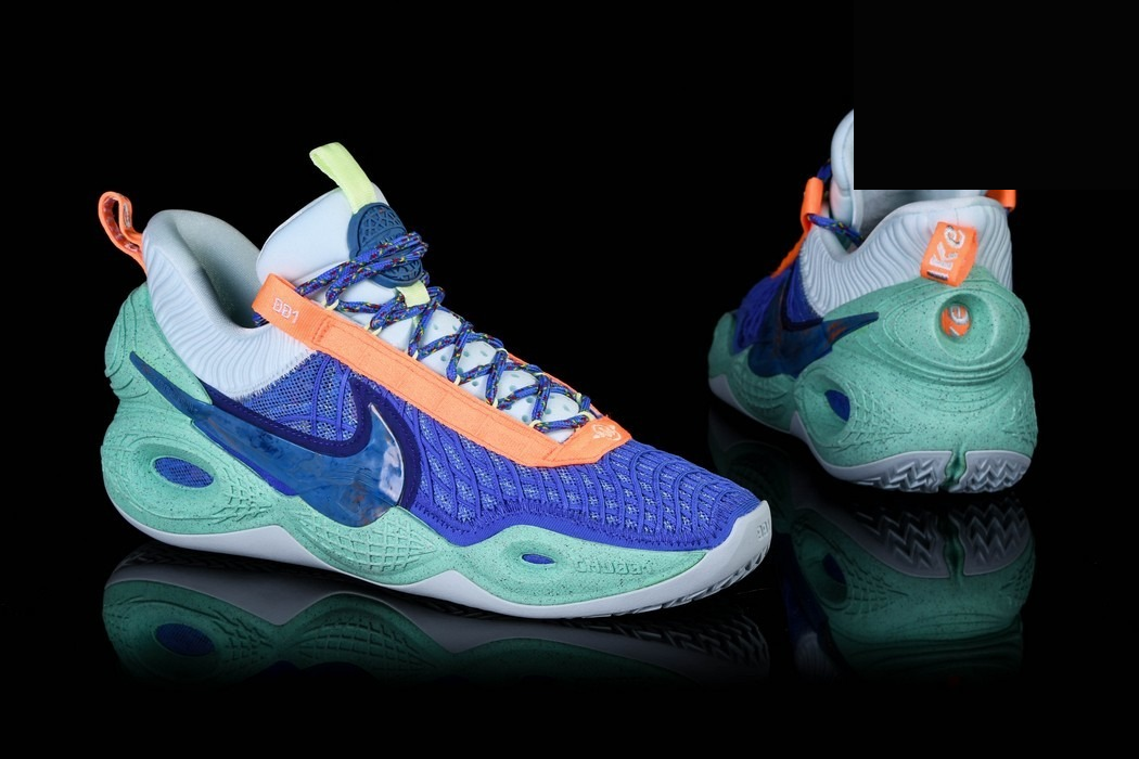 Фото № 1 с приближением к товару «‎Nike Cosmic Unity "Amalgam" BlueGreenOrange»