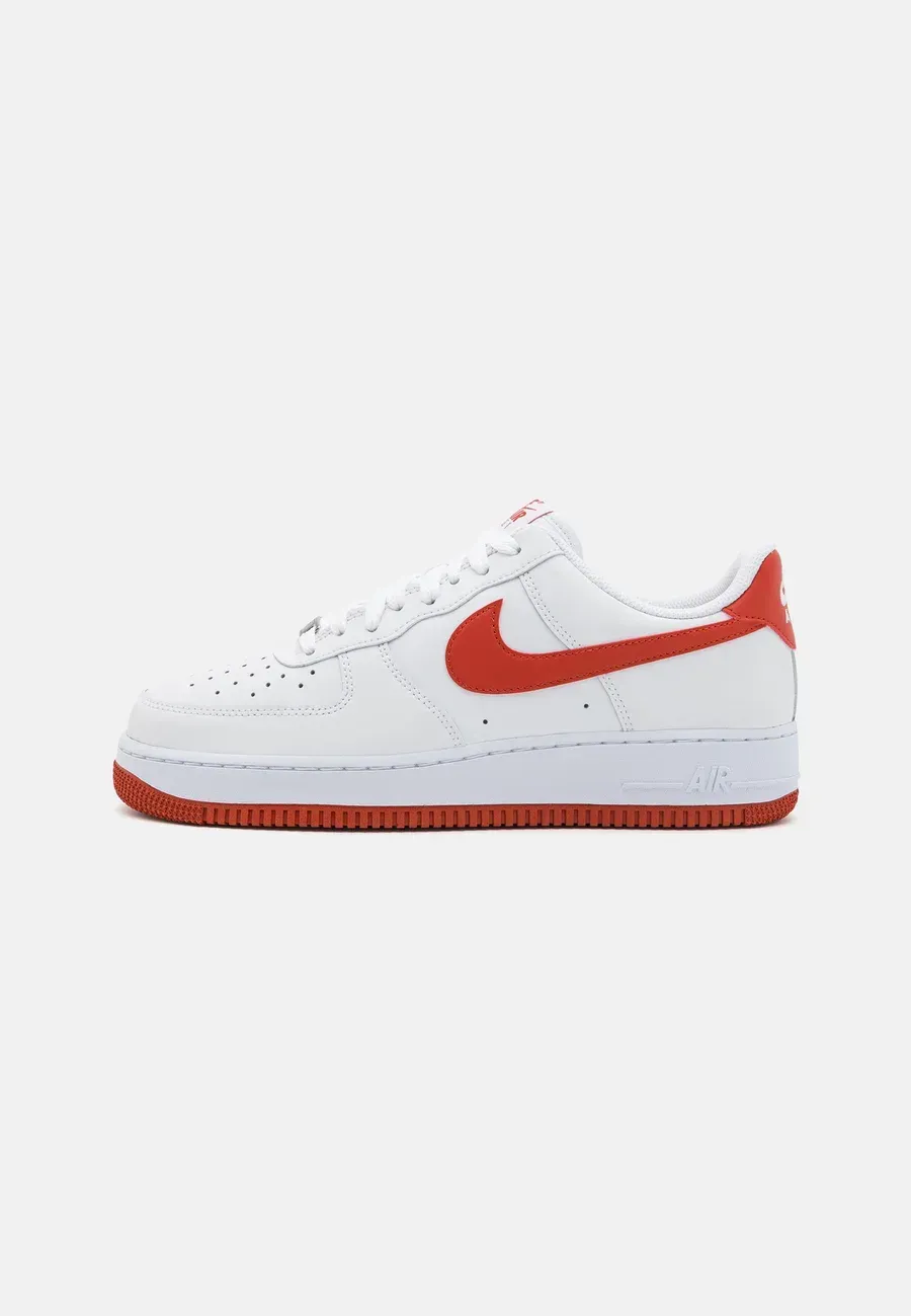 Фото № 1 с приближением к товару «‎AIR FORCE 1 07»