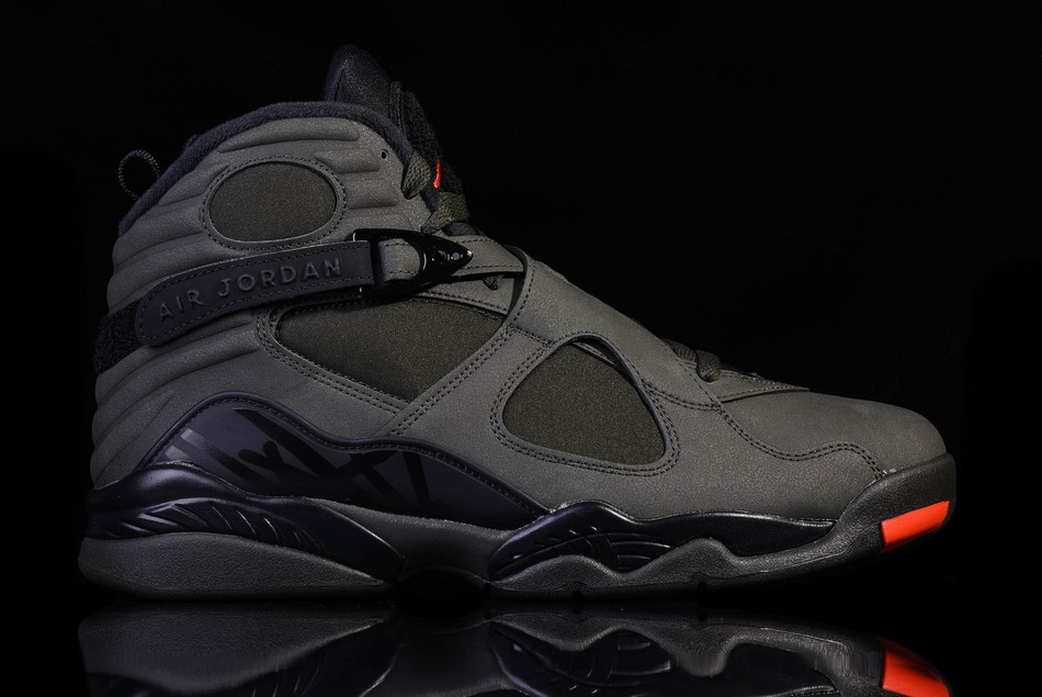 Фото № 3 с приближением к товару «‎Nike Air Jordan 8 Retro Take Flight Limited »