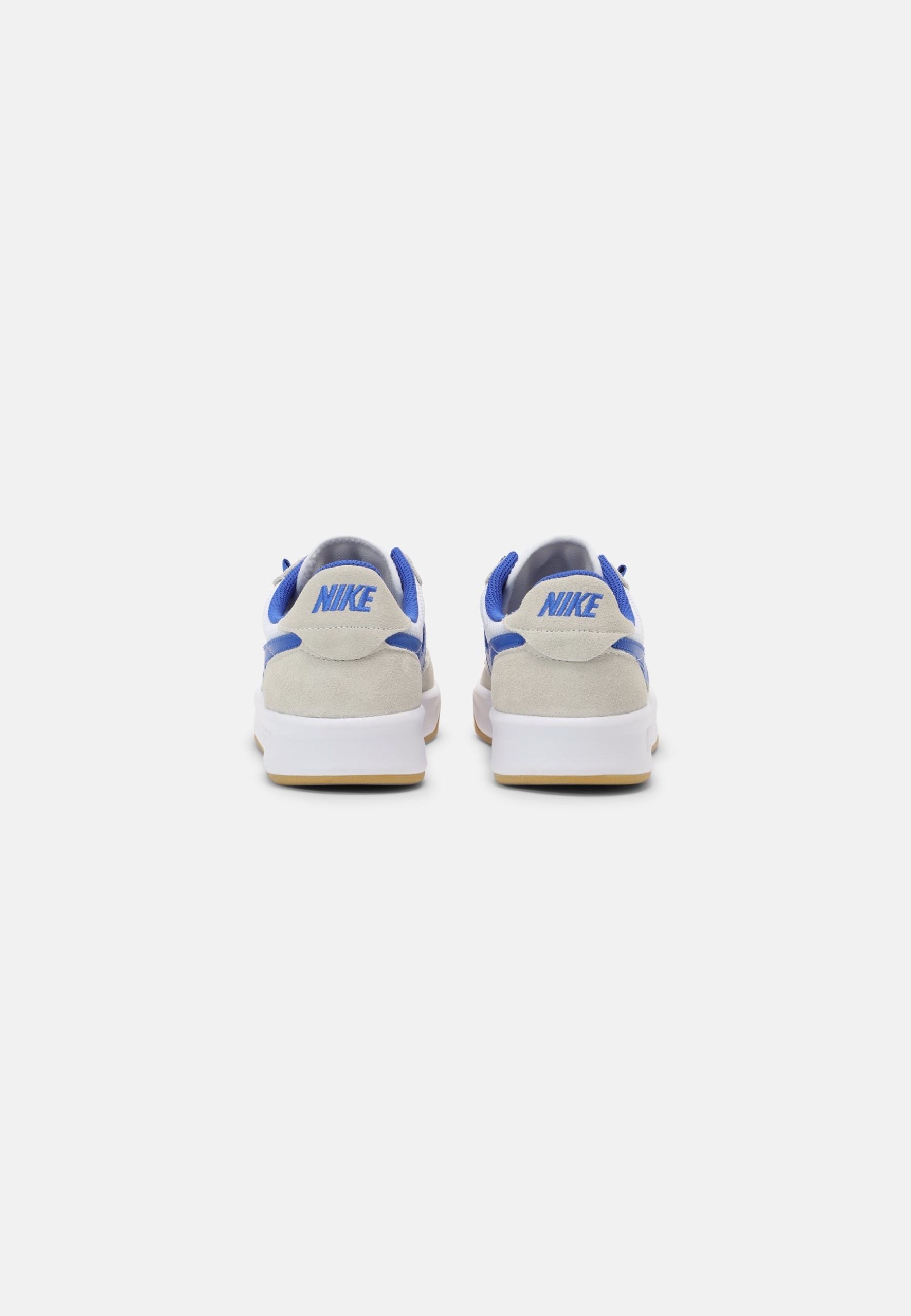 Фото № 3 с приближением к товару «‎Nike Adversary»