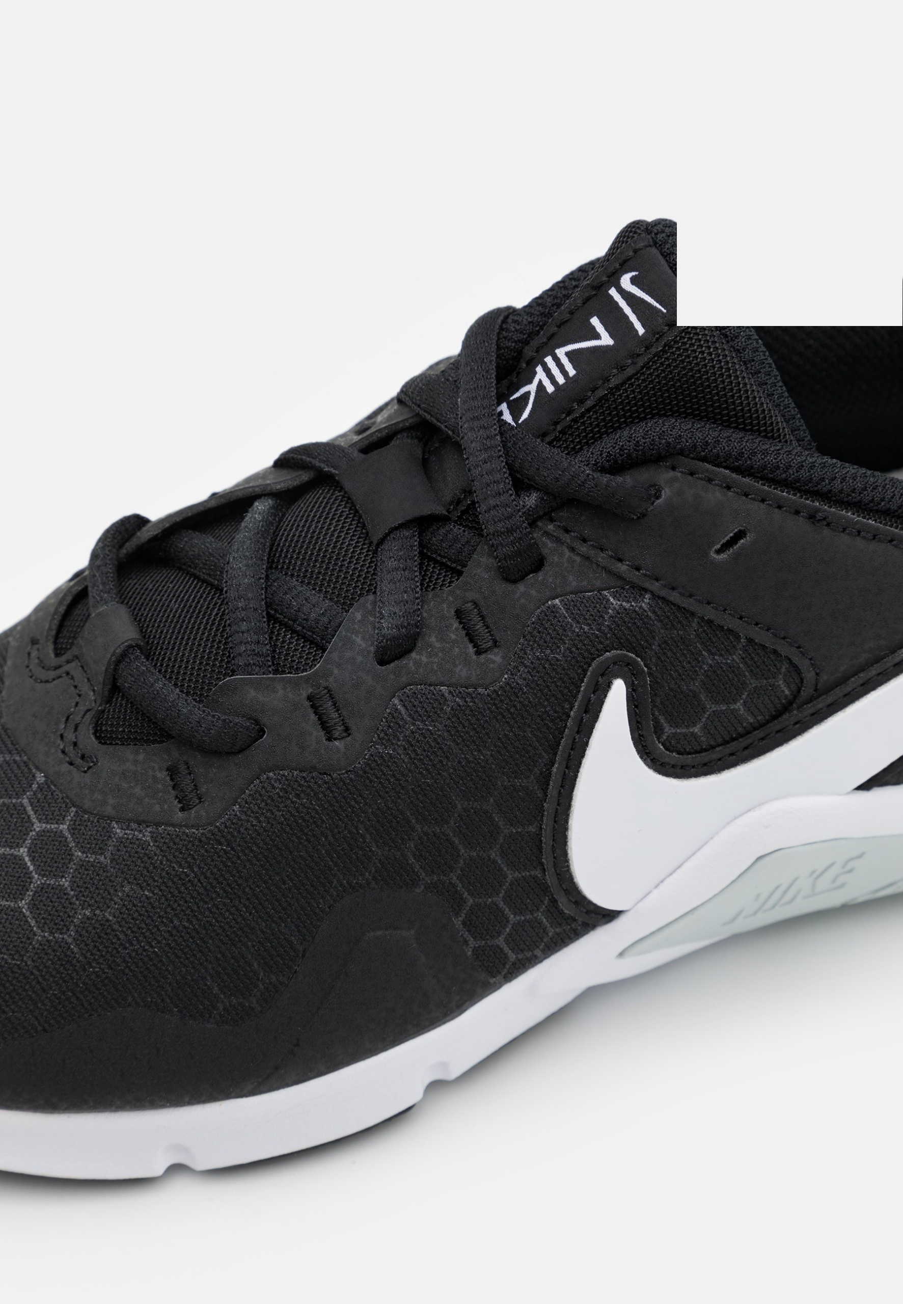 Фото № 5 с приближением к товару «‎Nike Legend Essential 2»