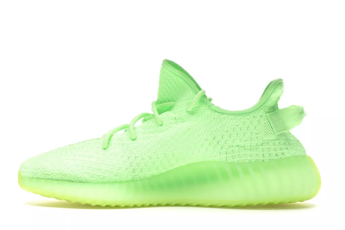 Фото № 5 с приближением к товару «‎adidas Yeezy Boost 350 V2 Glow»