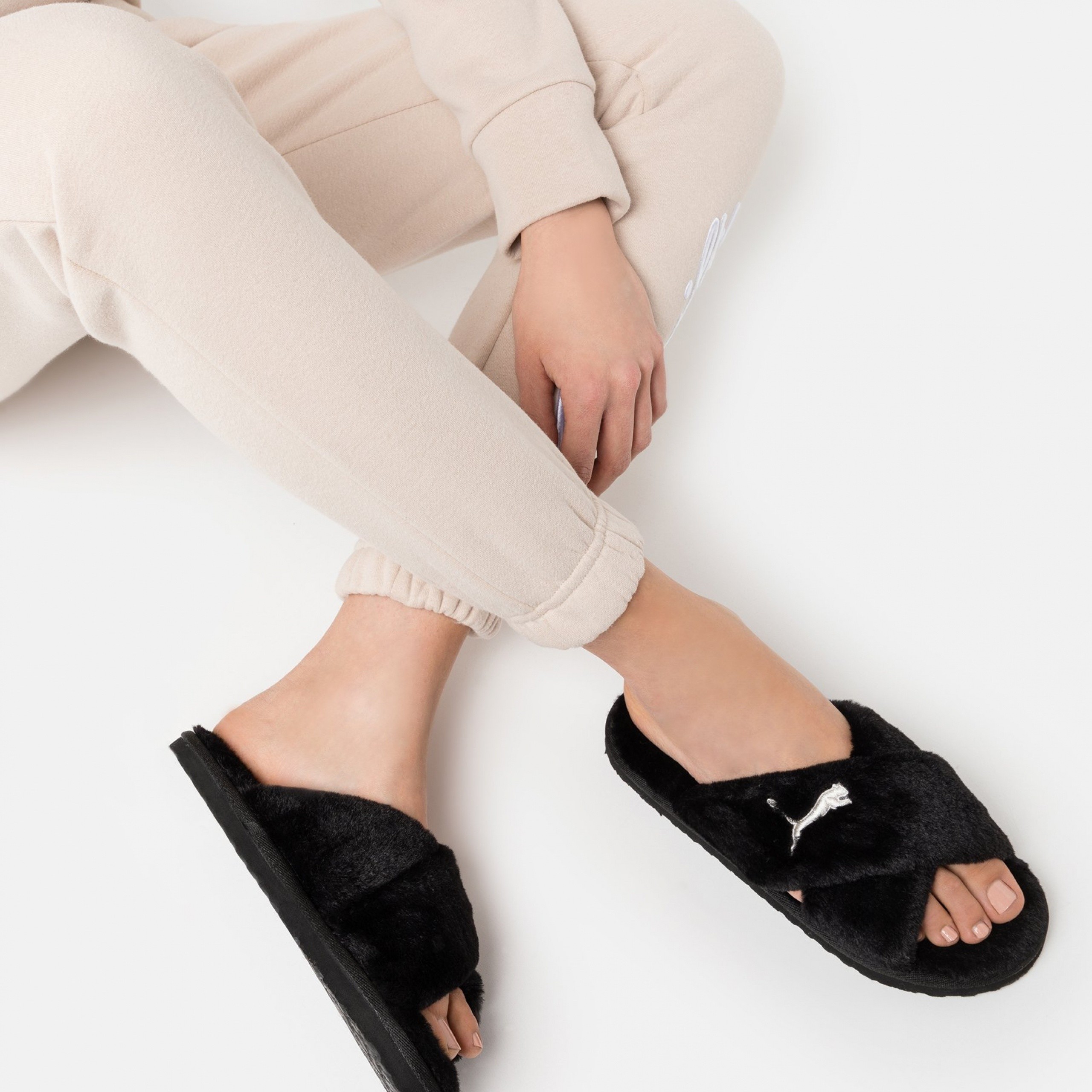 Фото № 2 с приближением к товару «‎Puma Fluff X Strap»