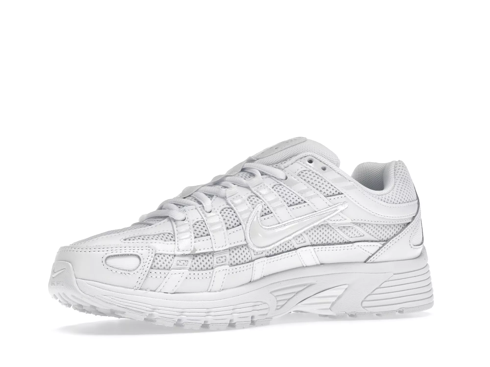 Фото № 3 с приближением к товару «‎Nike P 6000 Triple White »