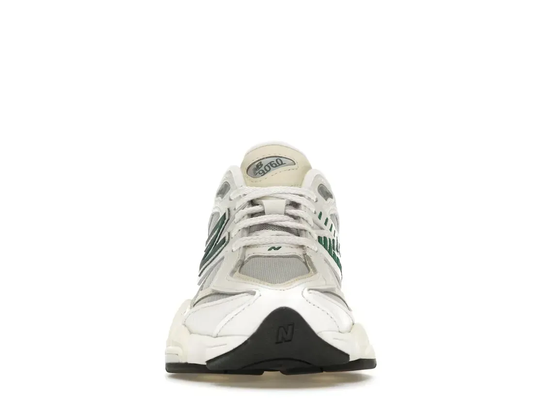 Фото № 2 с приближением к товару «‎New Balance 9060»