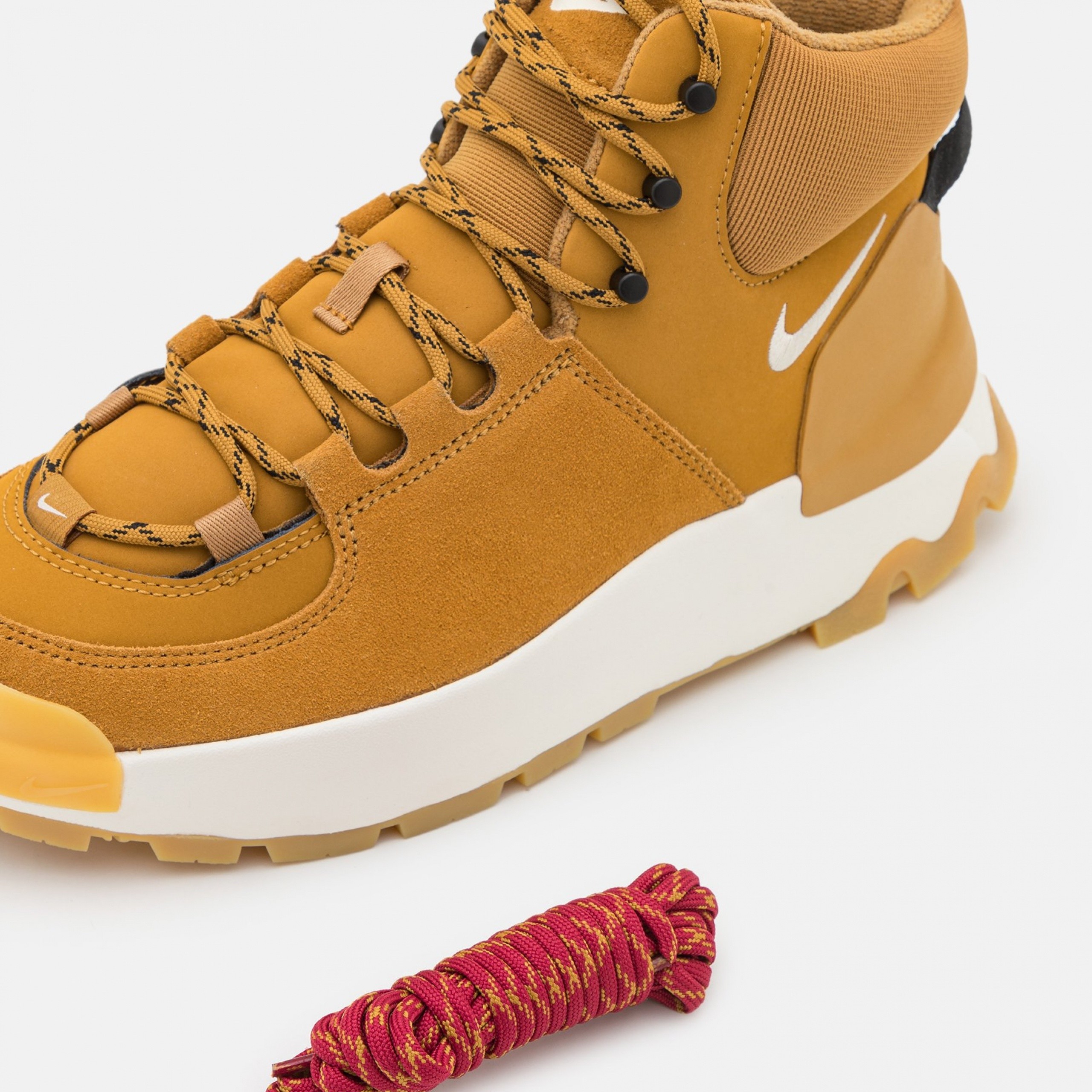 Фото № 5 с приближением к товару «‎Nike City Classic »