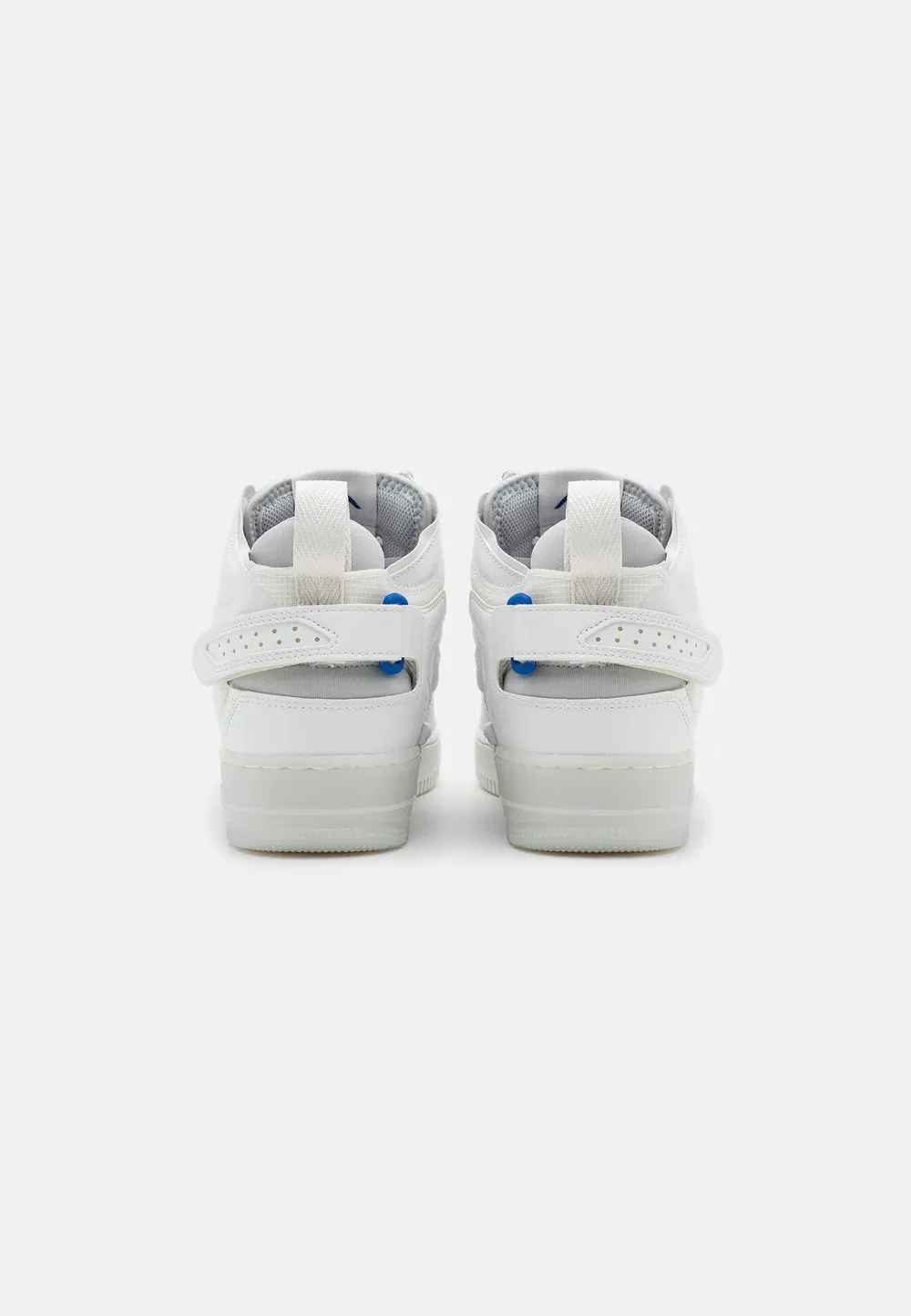 Фото № 3 с приближением к товару «‎AIR FORCE  REACT»