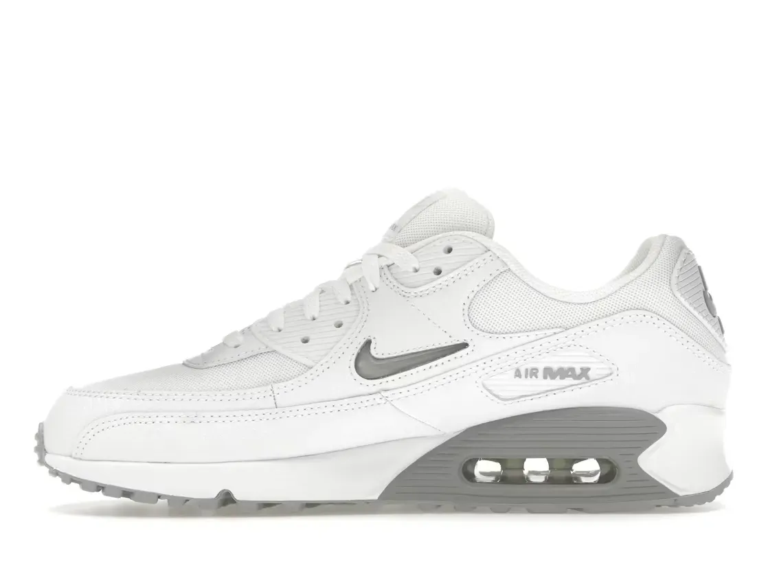 Фото № 3 с приближением к товару «‎Nike Air Max 90»