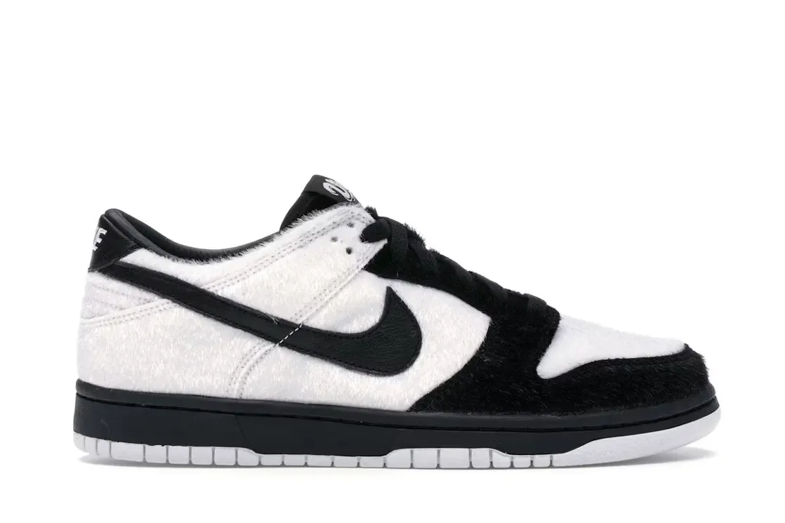 Фото № 1 с приближением к товару «‎Nike Dunk Low»