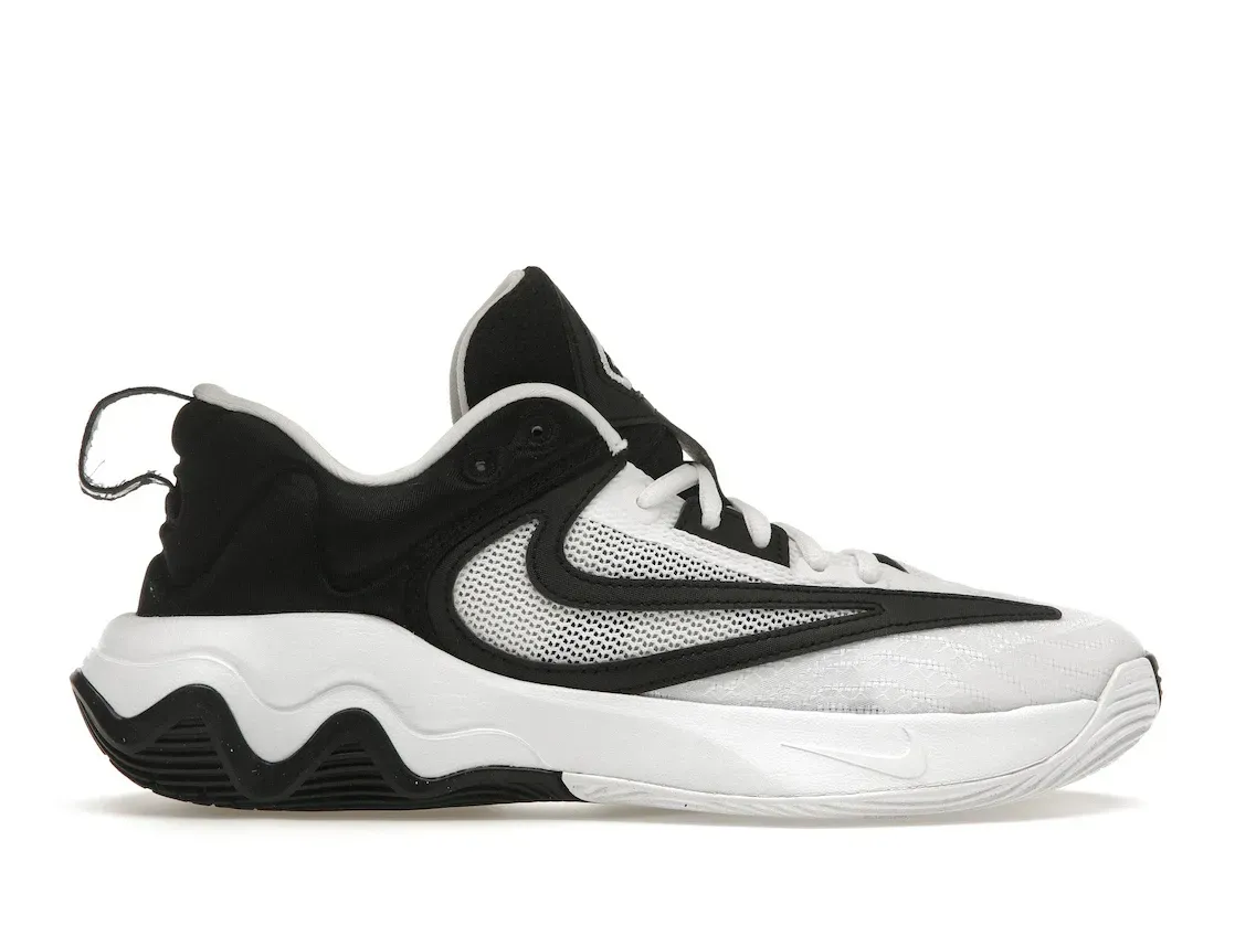 Фото № 1 с приближением к товару «‎Nike Giannis Immortality 3 Oreo»