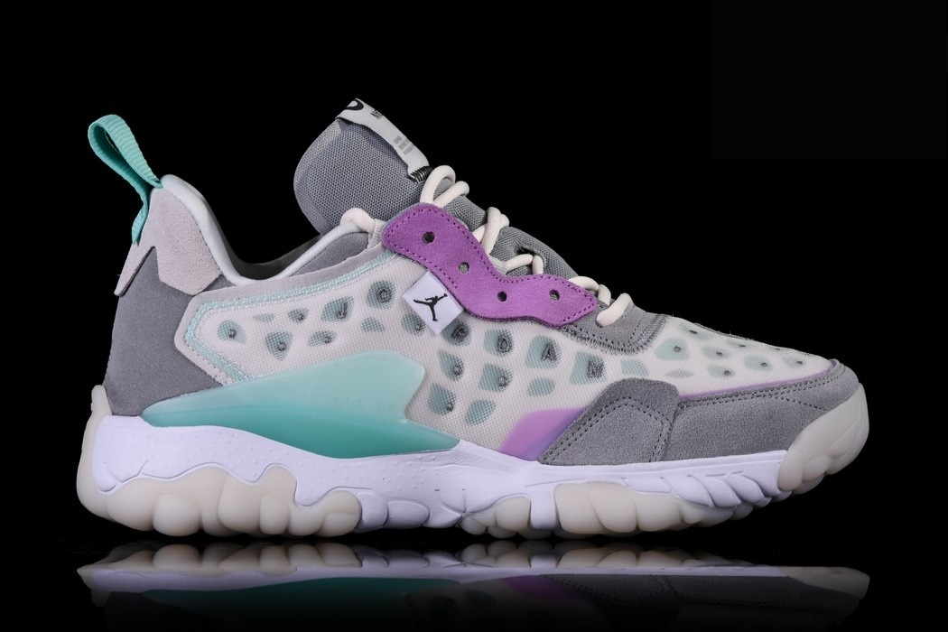 Фото № 1 с приближением к товару «‎Nike Air Jordan Delta 2 Grape Ice »