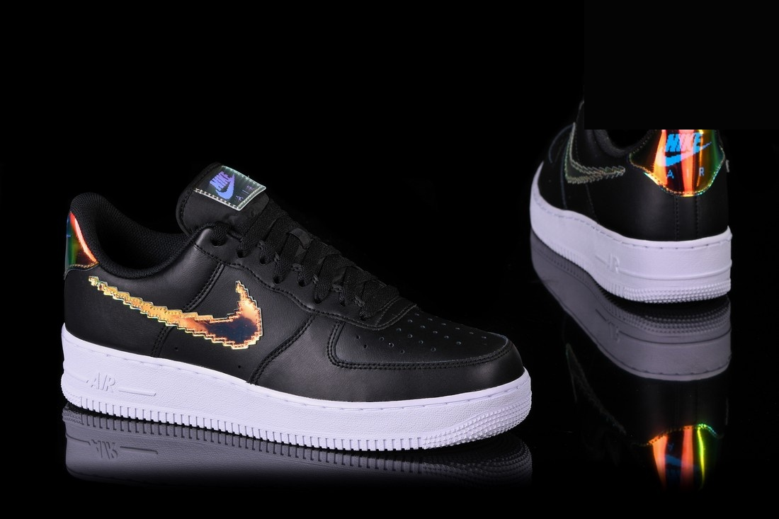 Фото № 5 с приближением к товару «‎Nike Air Force 1 Iridescent Pixel »