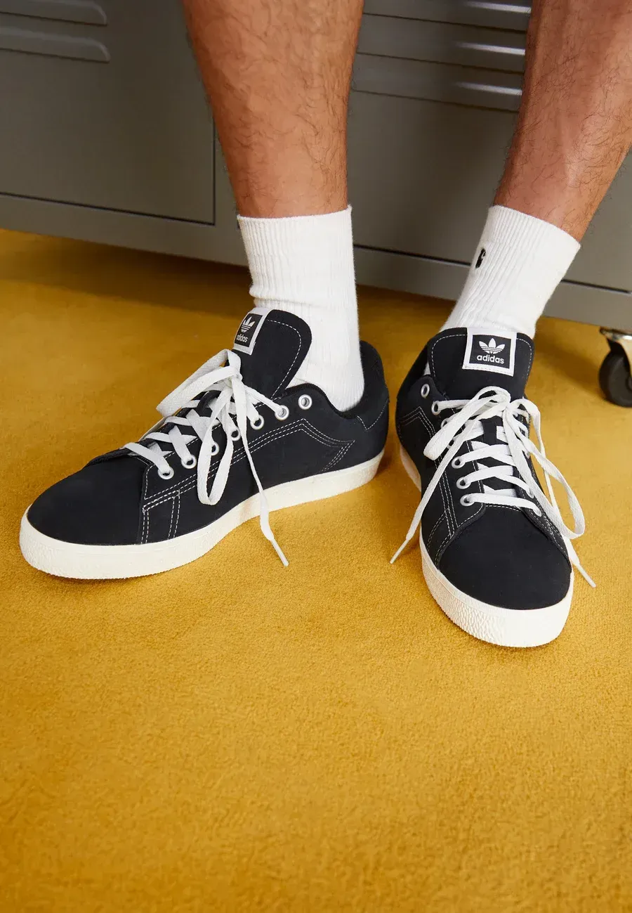 Фото № 2 с приближением к товару «‎STAN SMITH CS»