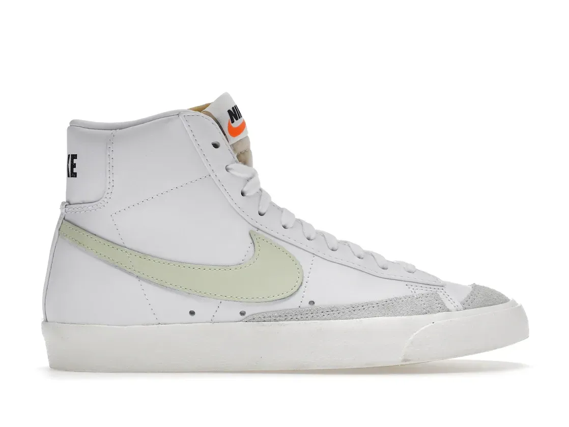 Фото № 1 с приближением к товару «‎Nike Blazer Mid 77 White Barely Volt »