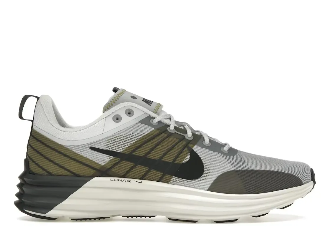 Фото № 1 с приближением к товару «‎Nike Lunar Roam»