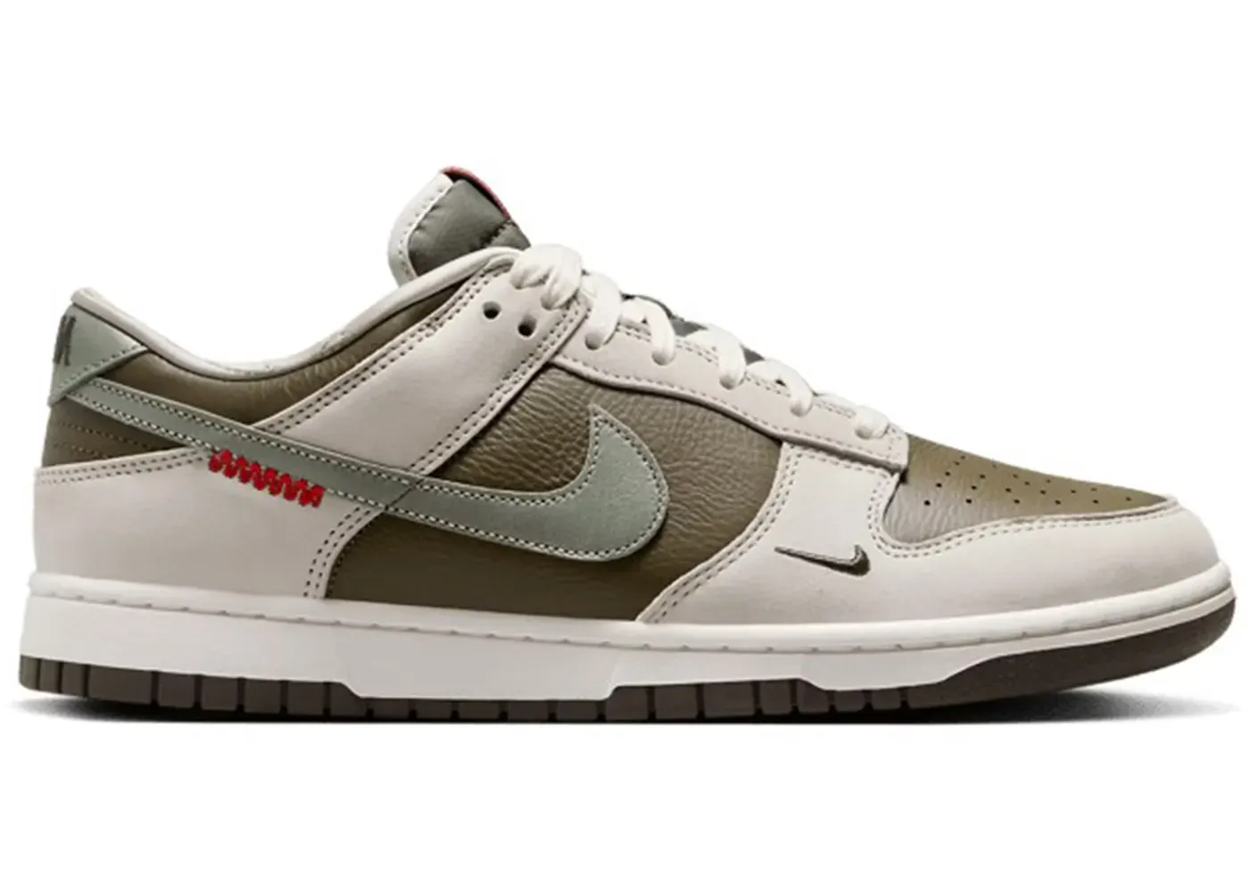 Фото № 1 с приближением к товару «‎Nike Dunk Low Retro»