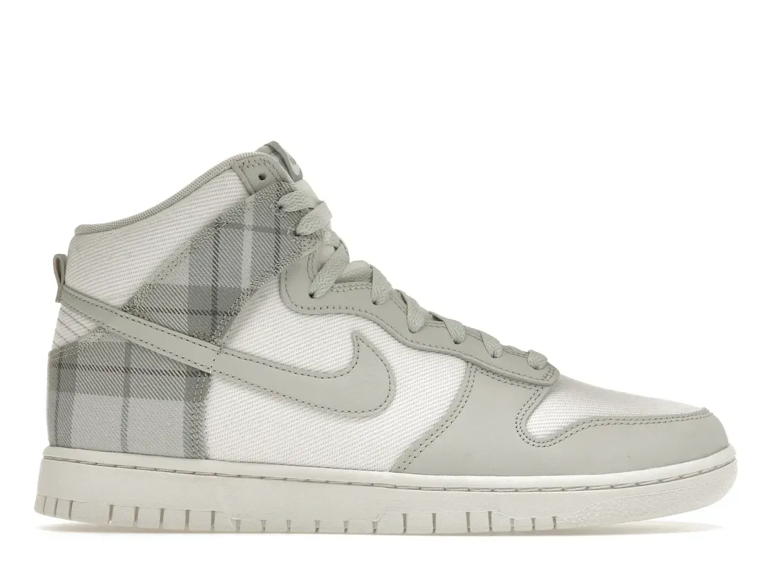 Фото № 1 с приближением к товару «‎Nike Dunk High SE Tartan Plaid White Light Green»