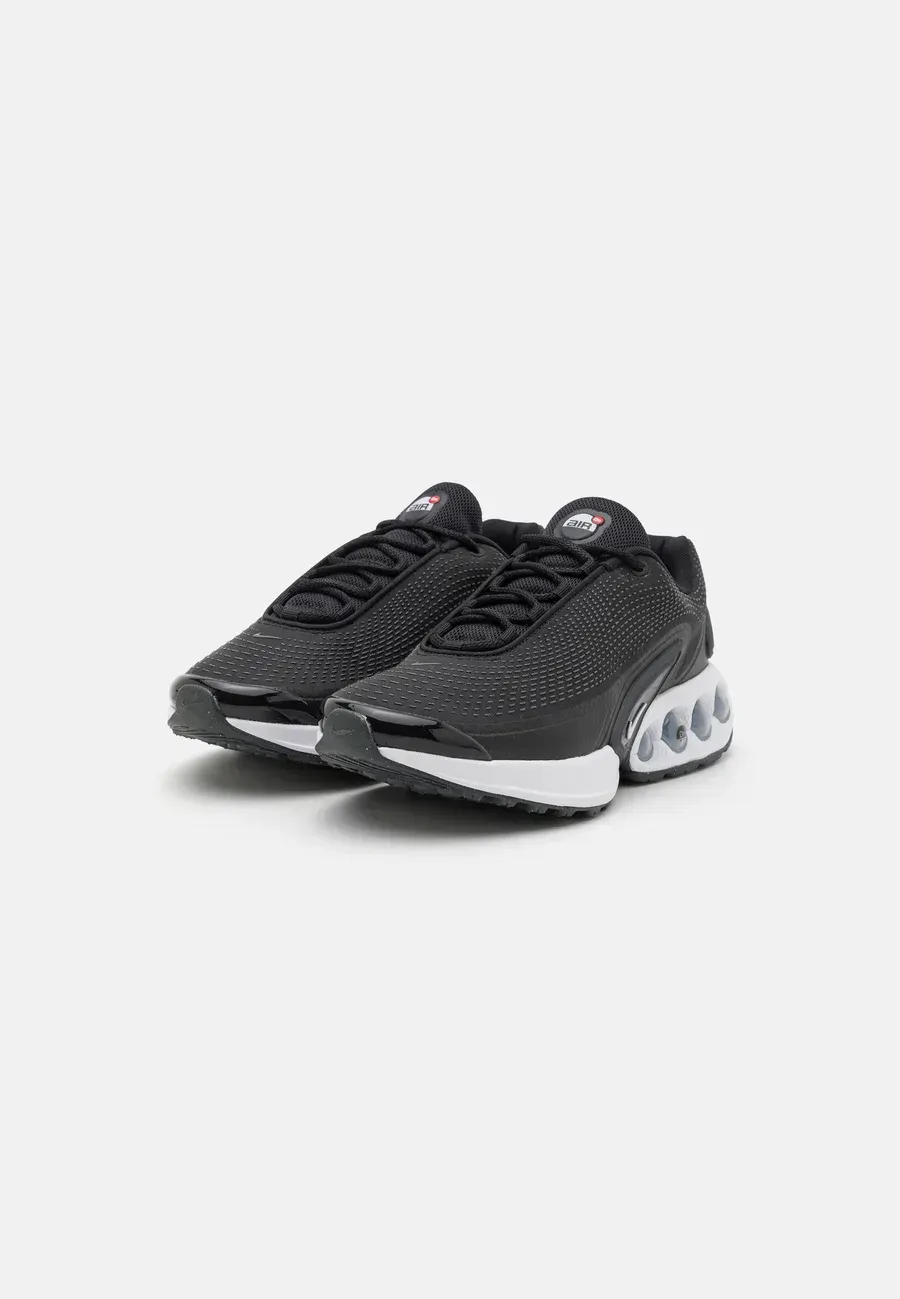 Фото № 2 с приближением к товару «‎AIR MAX DN»