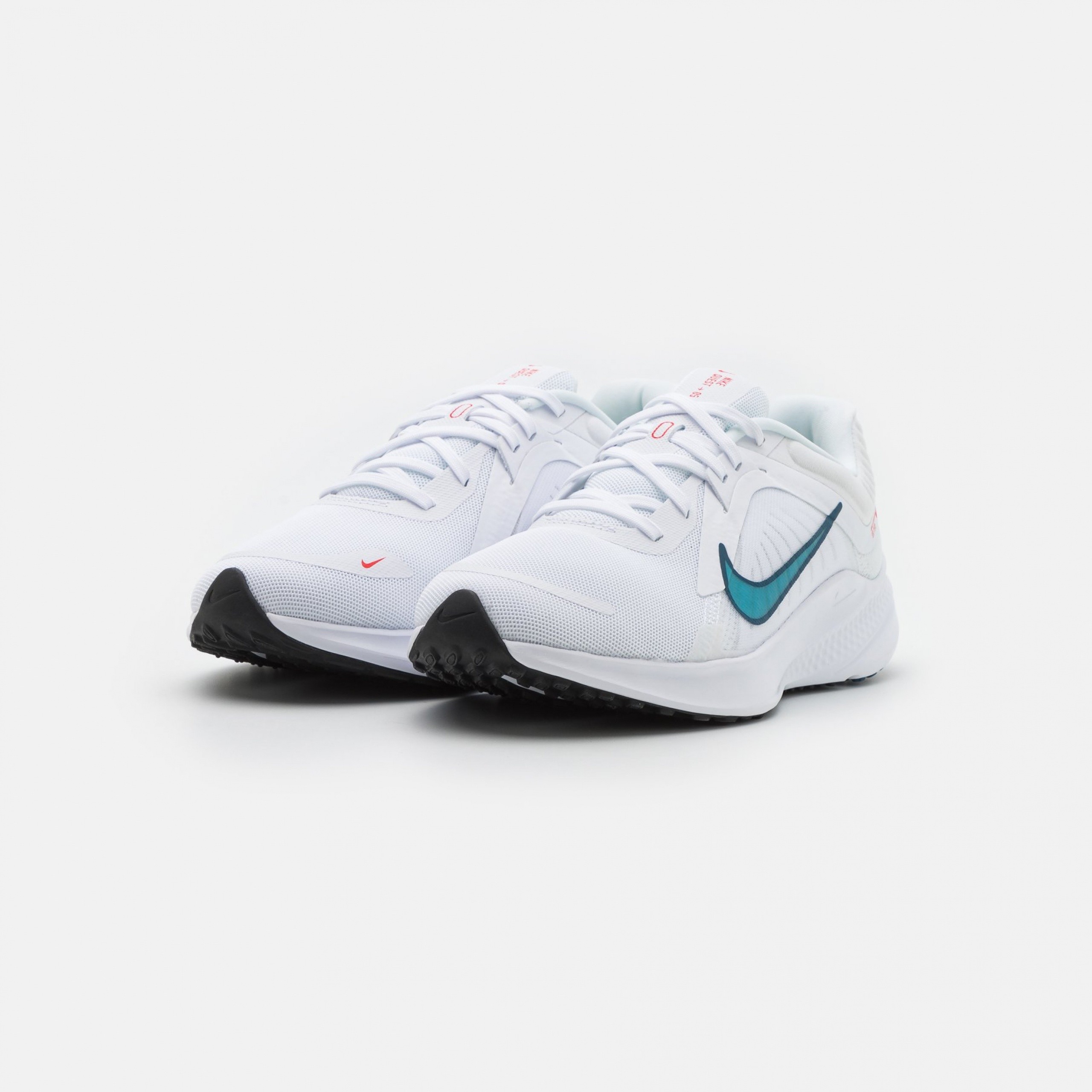 Фото № 2 с приближением к товару «‎Nike Quest 5»