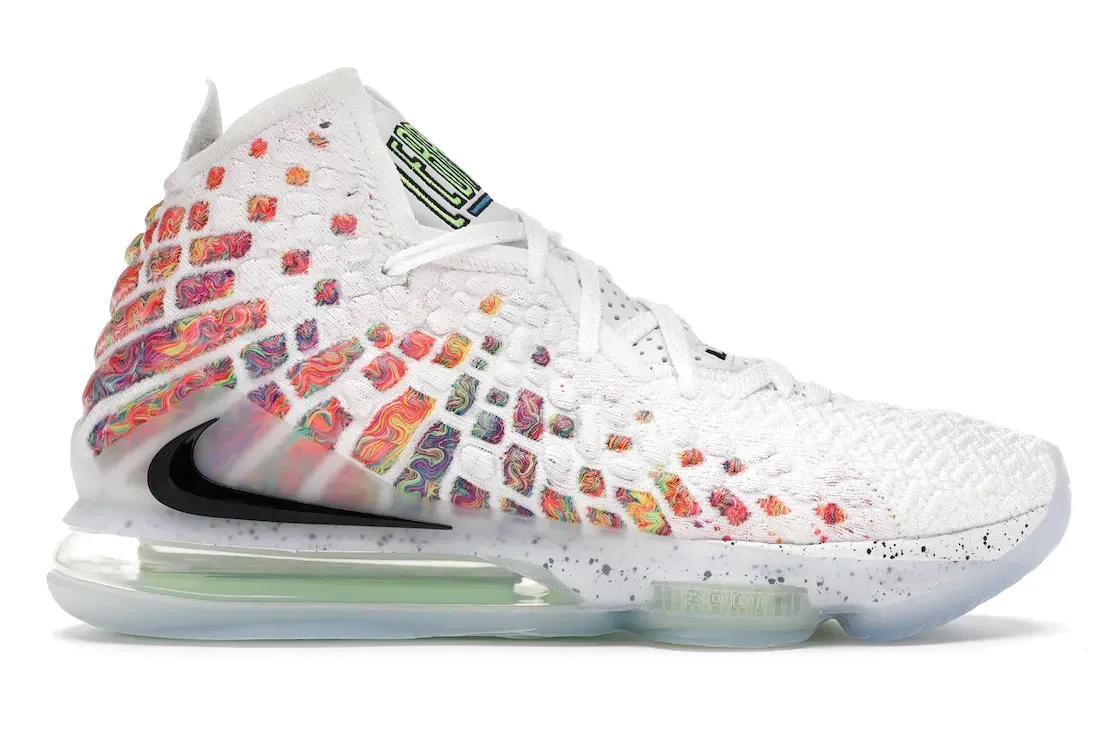 Фото № 1 с приближением к товару «‎Nike LeBron 17 Air Command Force»