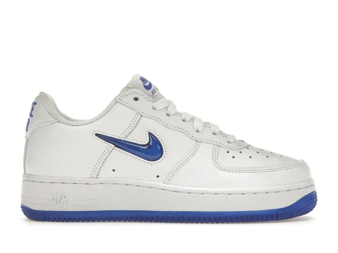 Фото № 1 с приближением к товару «‎Nike Air Force 1 Low '07 Retro Color of the Month Hyper Royal Jewel»