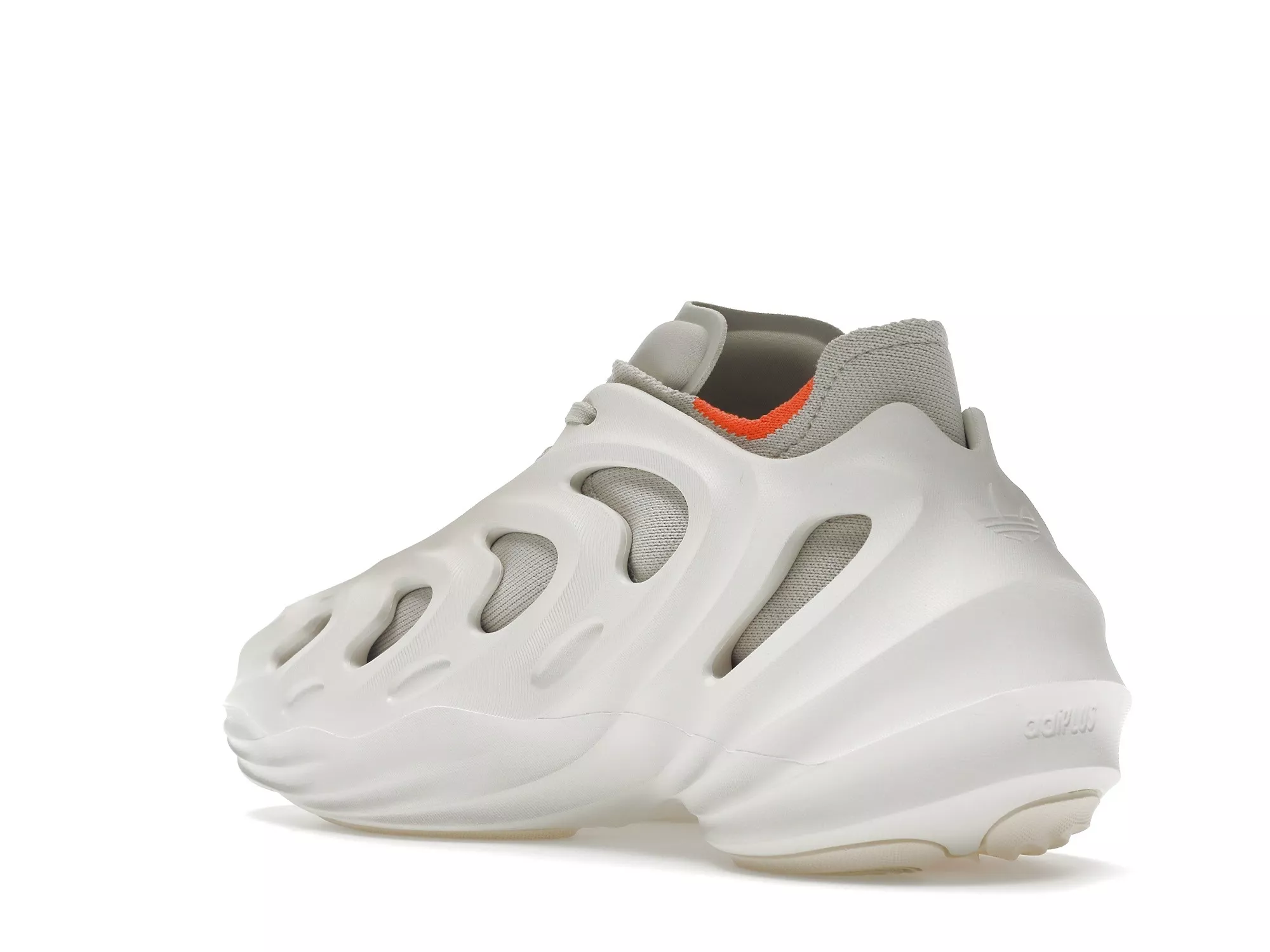 Фото № 4 с приближением к товару «‎adidas adiFOM Q Off White»