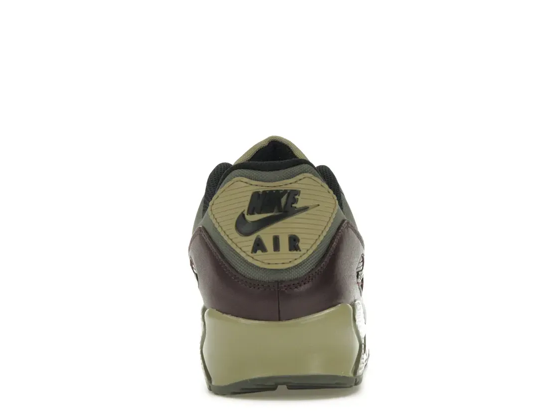 Фото № 4 с приближением к товару «‎Nike Air Max 90 Gore-Tex Medium Olive»
