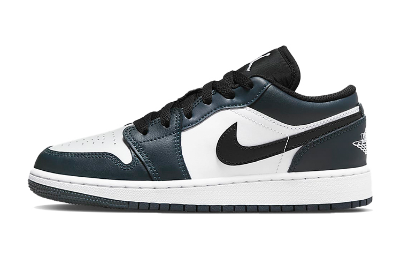 Фото № 1 с приближением к товару «‎ Jordan Air Jordan 1 Vintage basketball shoes Armory NavyBlackWhite»