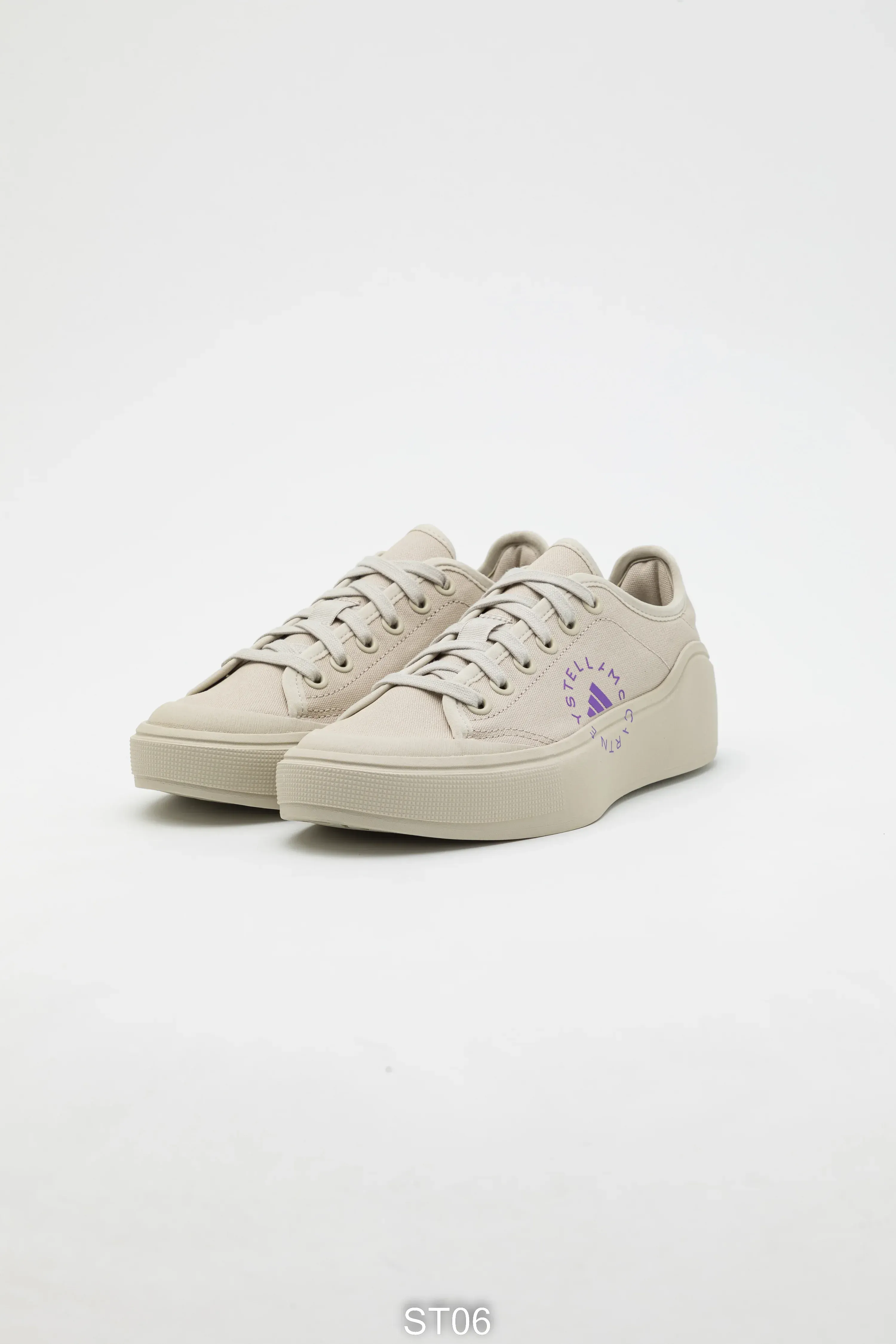 Фото № 2 с приближением к товару «‎ADIDAS BY STELLA MCCARTNEY COURT»