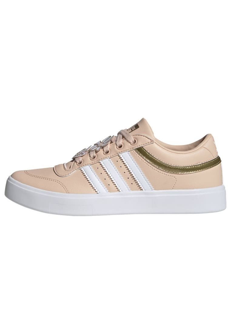 Фото № 1 с приближением к товару «‎Adidas Bryony W »