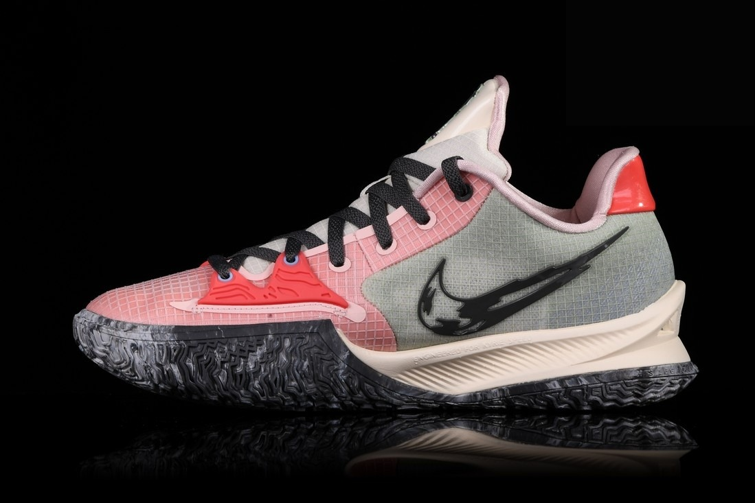 Фото № 2 с приближением к товару «‎Nike Kyrie 4 Pale Coral »