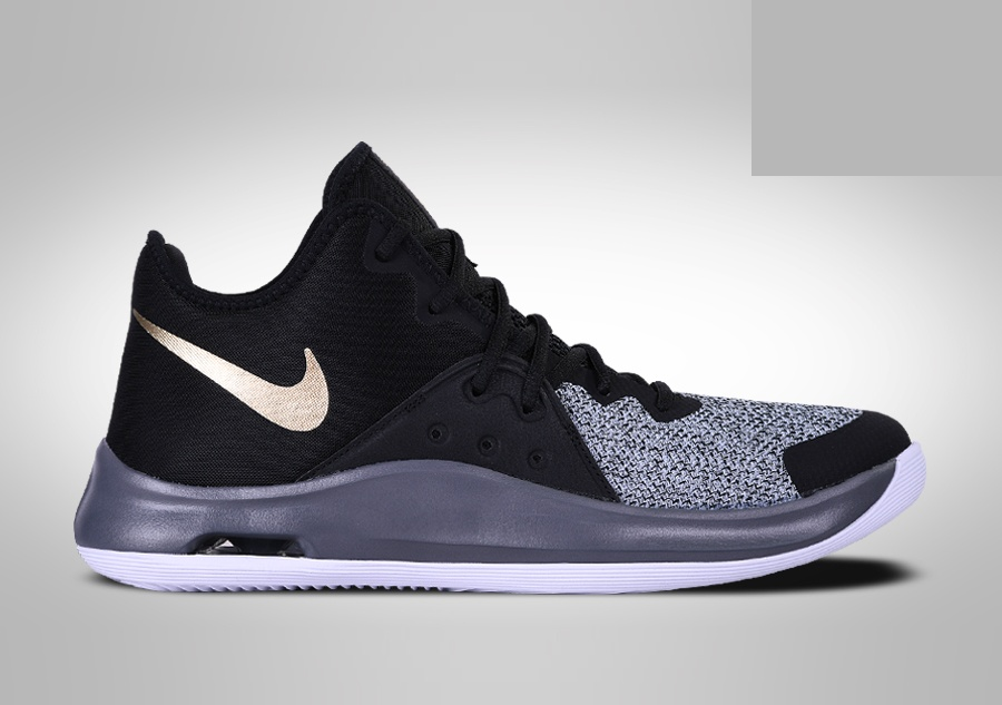 Фото № 1 с приближением к товару «‎Nike Air Versitile Iii Swoosh»