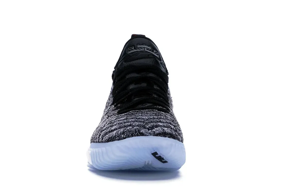 Фото № 2 с приближением к товару «‎Nike LeBron 16 Oreo»
