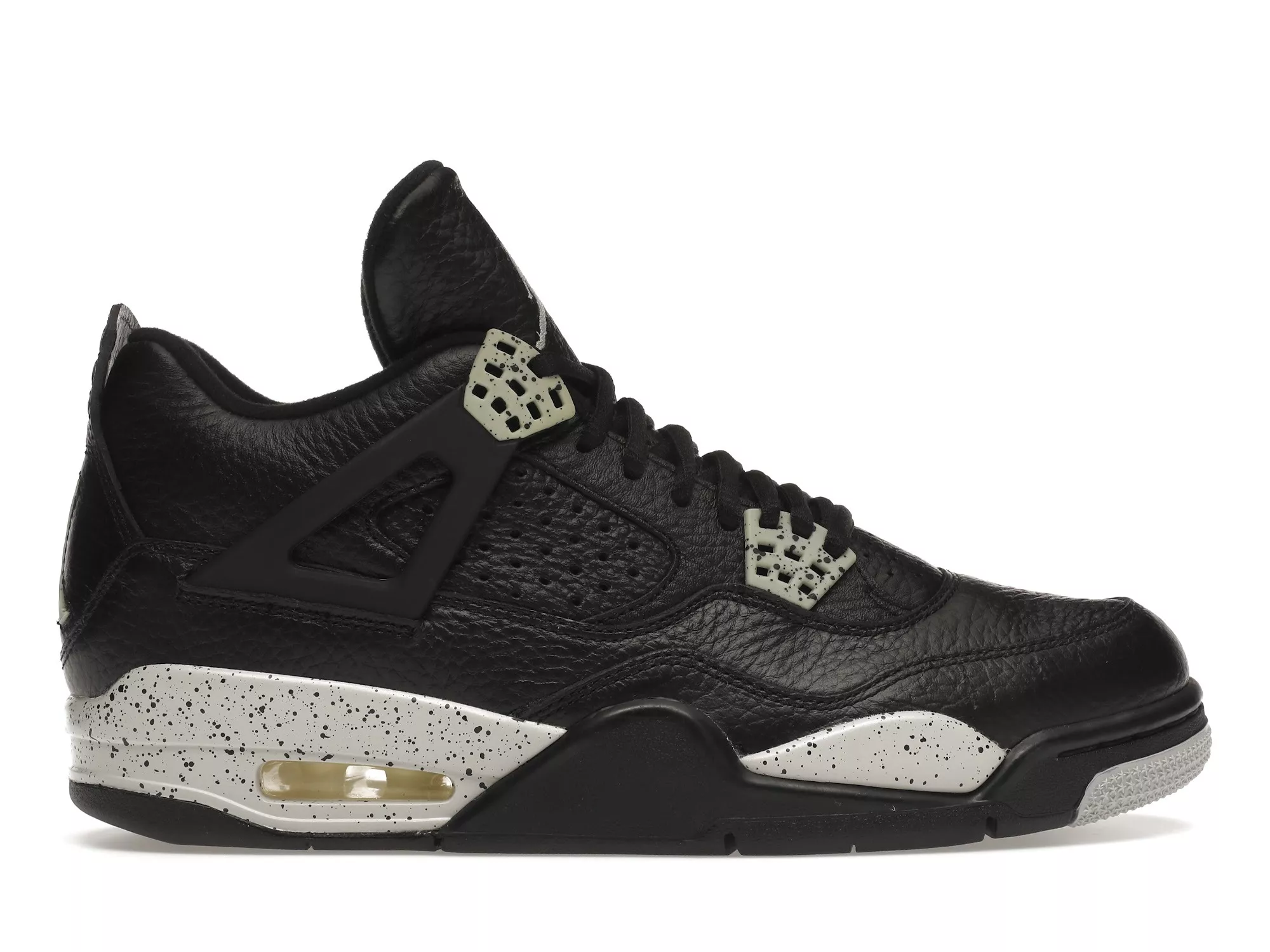 Фото № 1 с приближением к товару «‎Jordan 4 Retro Oreo (2015)»