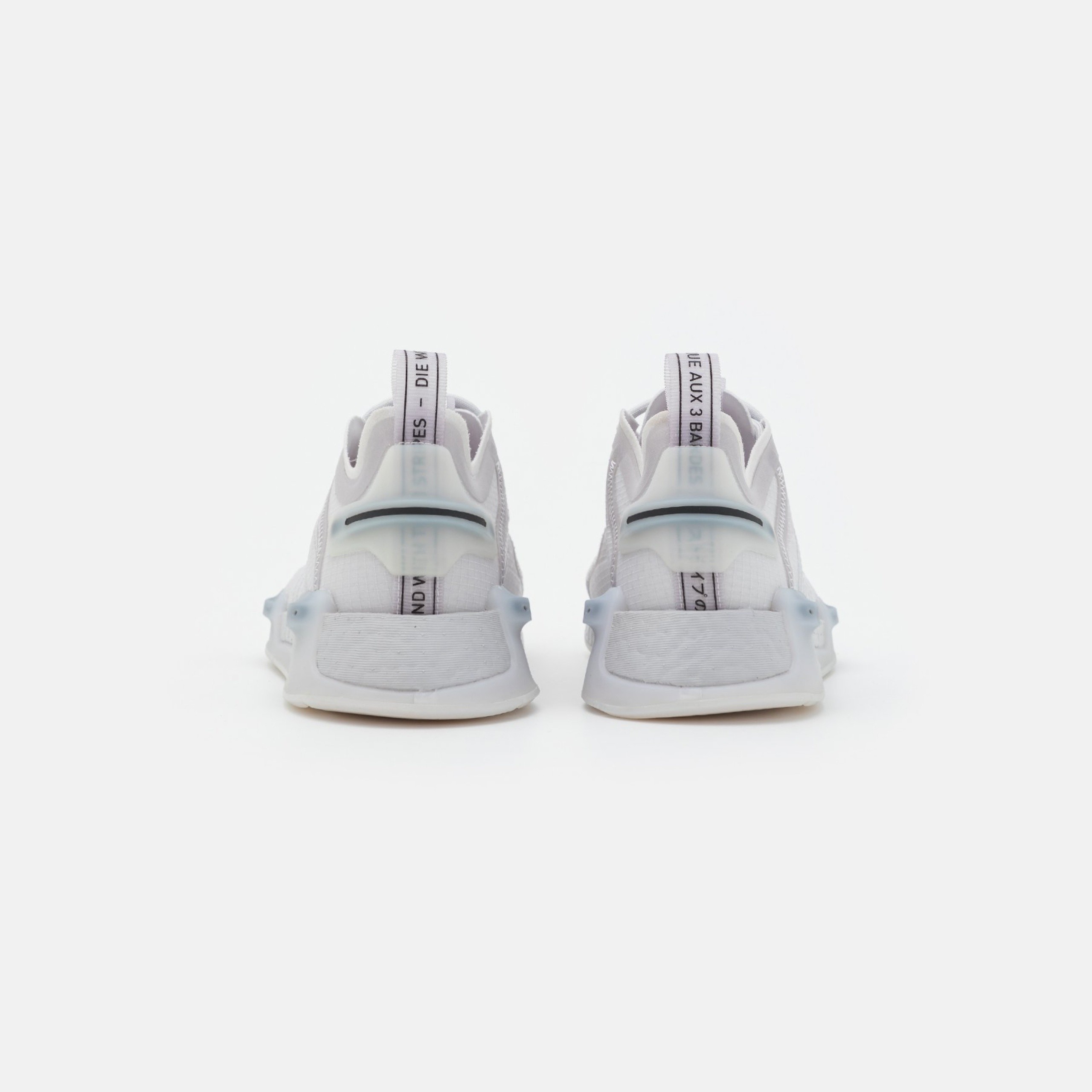 Фото № 4 с приближением к товару «‎Adidas Nmd R1 V3 »