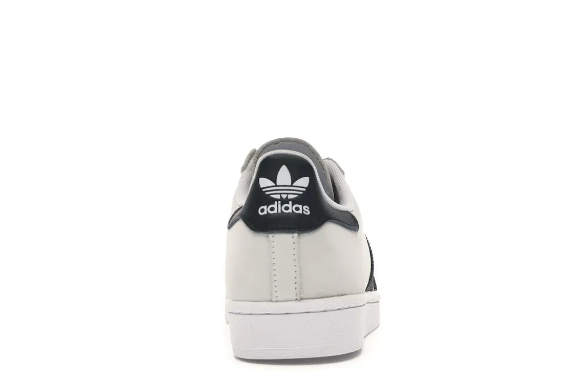 Фото № 4 с приближением к товару «‎adidas Superstar Cloud White»
