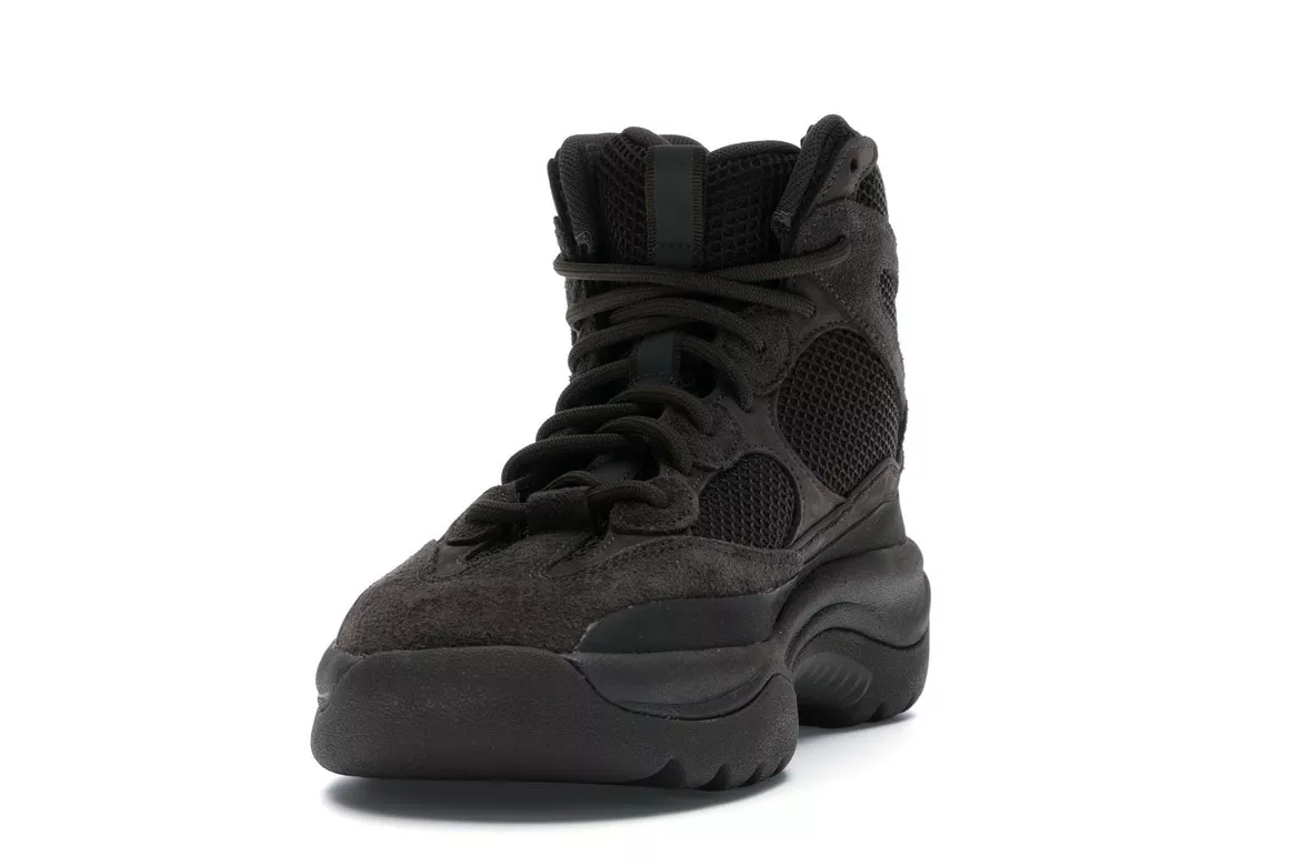 Фото № 5 с приближением к товару «‎adidas Yeezy Desert Boot Oil»