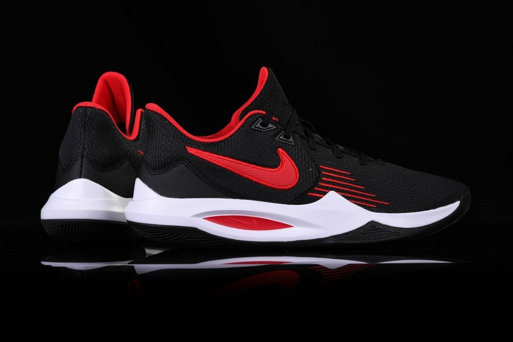 Фото № 4 с приближением к товару «‎Nike Precision 5 »