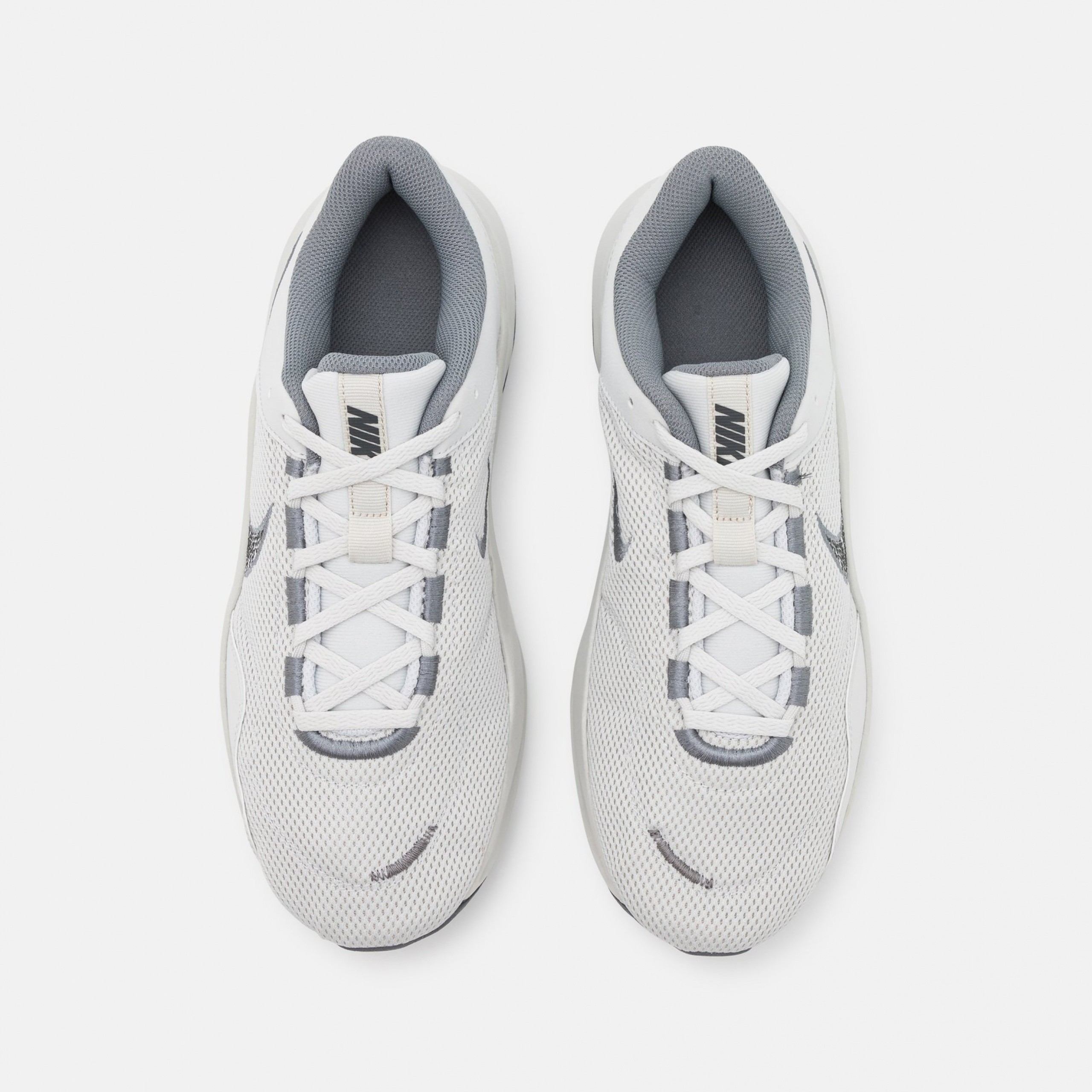 Фото № 4 с приближением к товару «‎Nike Legend Essential 3 NN»