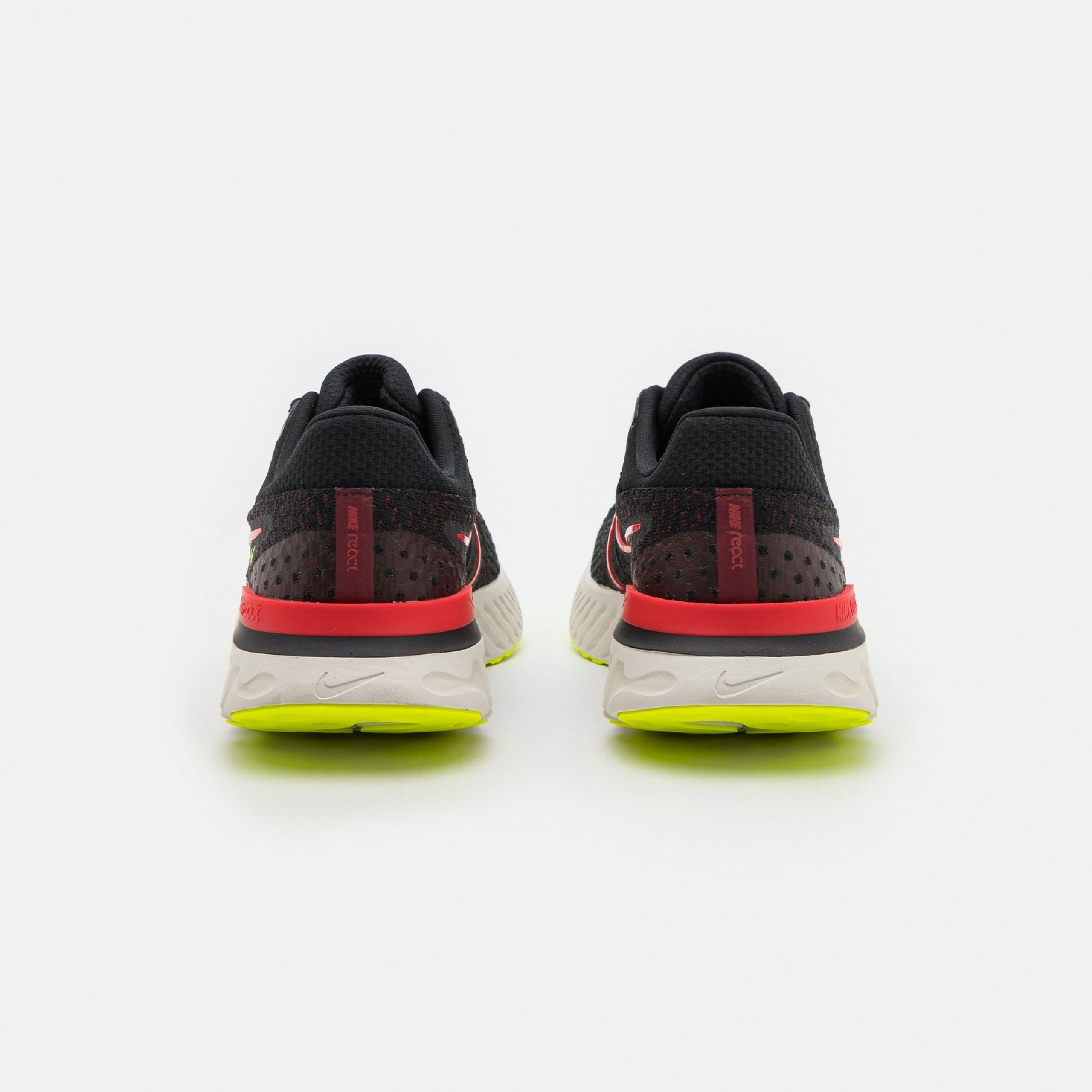 Фото № 3 с приближением к товару «‎Nike React Infinity 3»