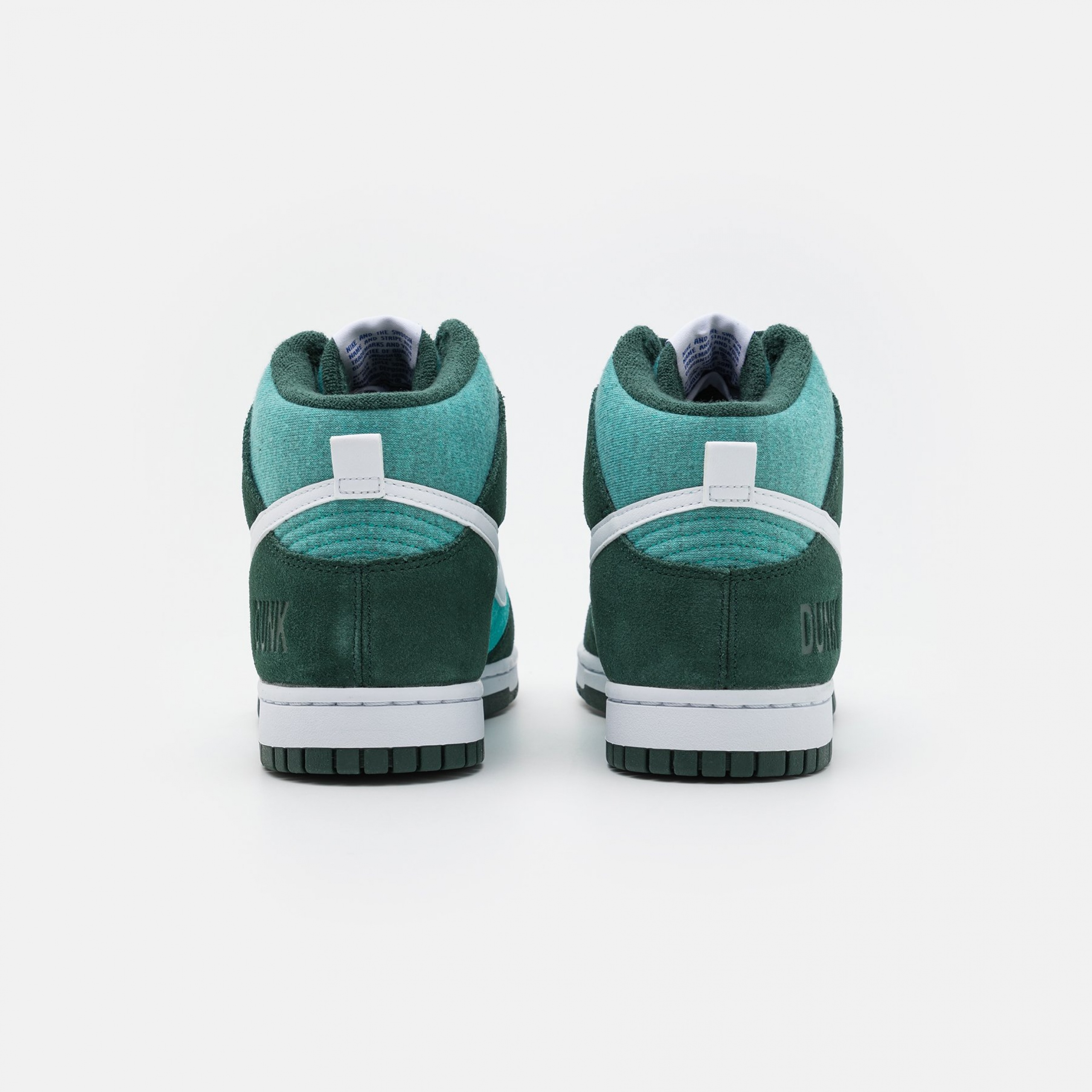 Фото № 3 с приближением к товару «‎Nike Dunk HI Retro SE Ath »