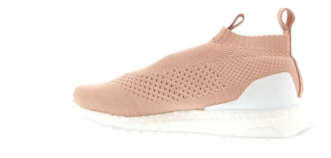 Фото № 3 с приближением к товару «‎ACE 16 PureControl Ultra Boost Kith Flamingos»