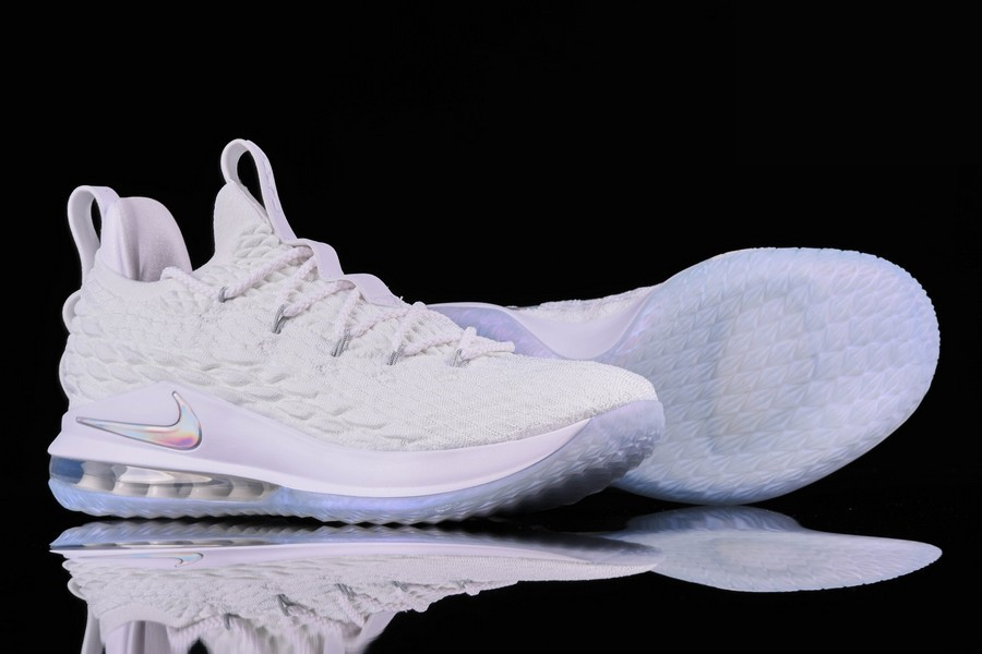 Фото № 2 с приближением к товару «‎Nike Lebron 15 »