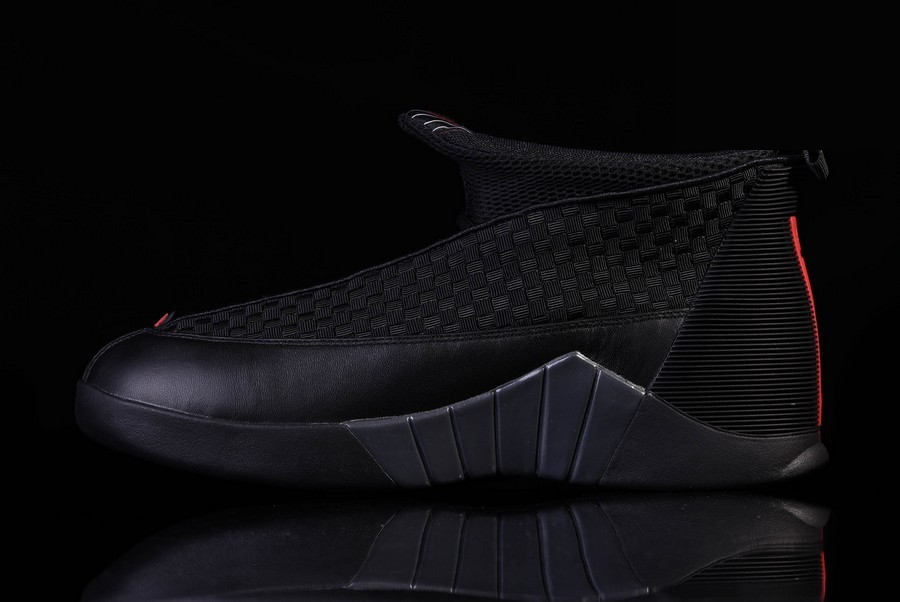 Фото № 3 с приближением к товару «‎Nike Air Jordan 15 Retro Stealth »