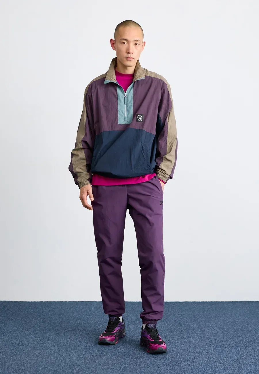 Фото № 3 с приближением к товару «‎GEL-QUANTUM 360 VIII UNISEX»