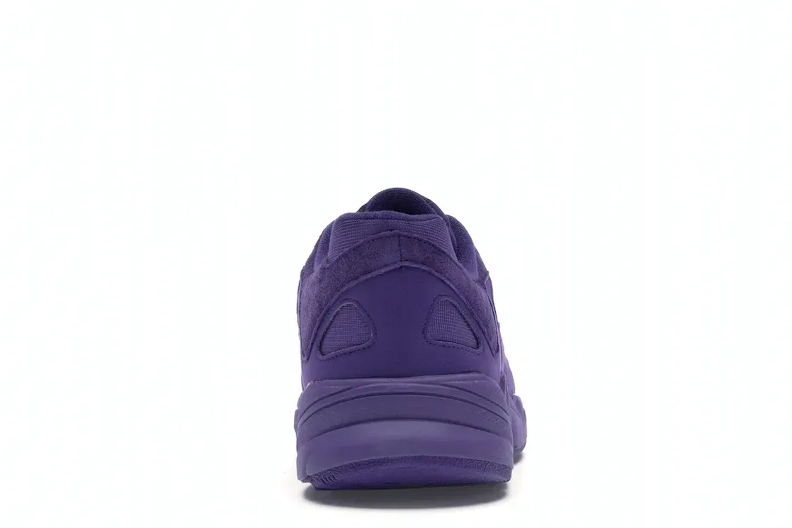 Фото № 4 с приближением к товару «‎adidas Yung-1 Triple Purple»