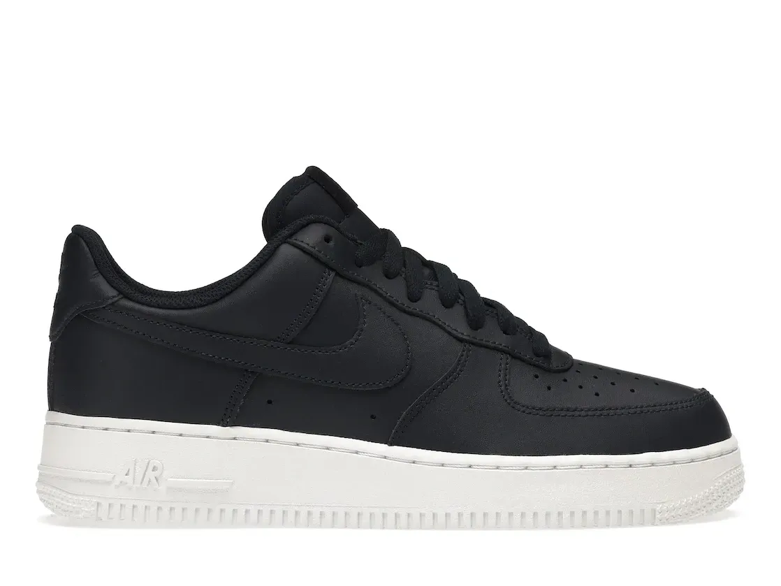 Фото № 1 с приближением к товару «‎Nike Air Force 1 Low Obsidian White»