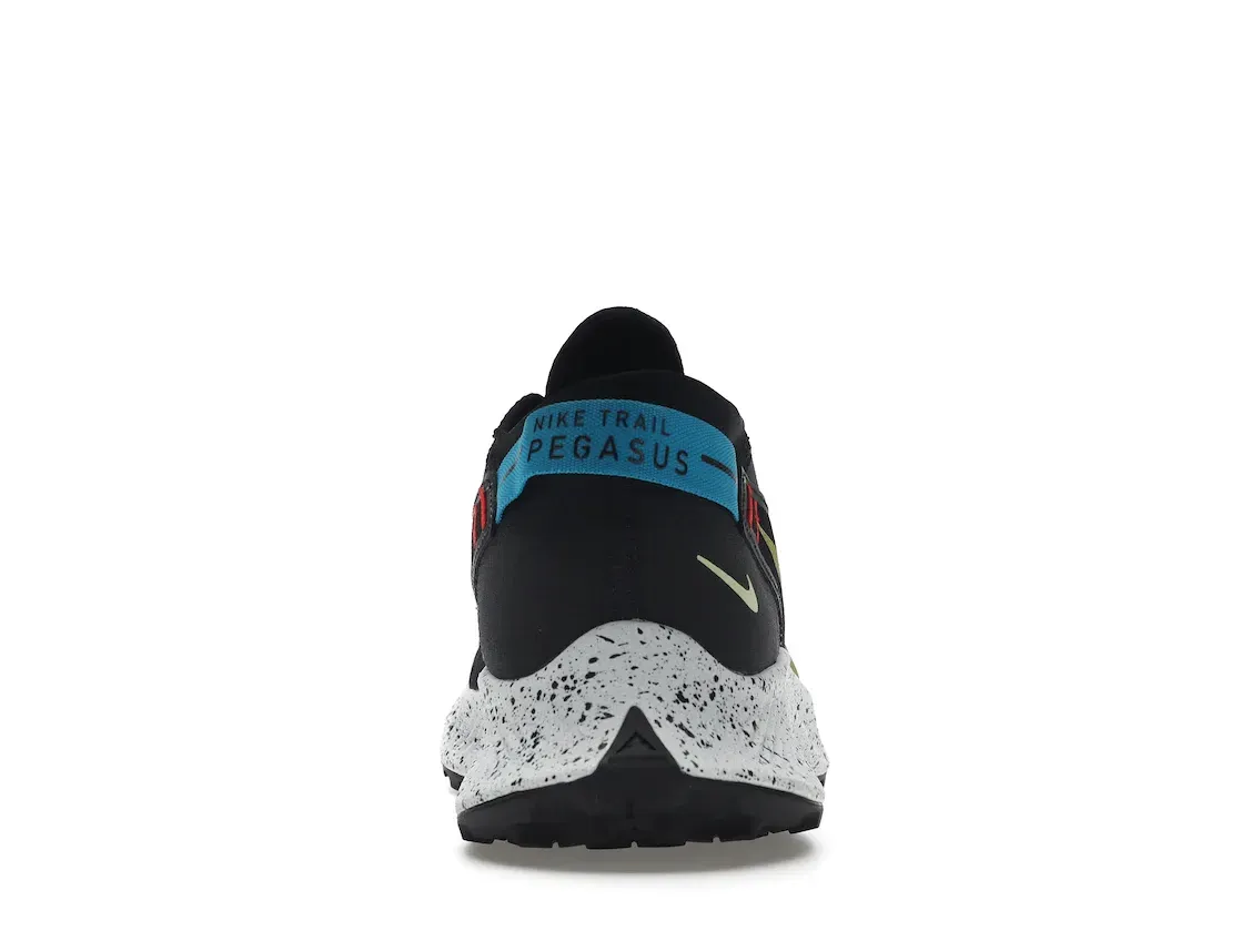 Фото № 4 с приближением к товару «‎Nike Pegasus Trail 2 Black Dark Sulfur»