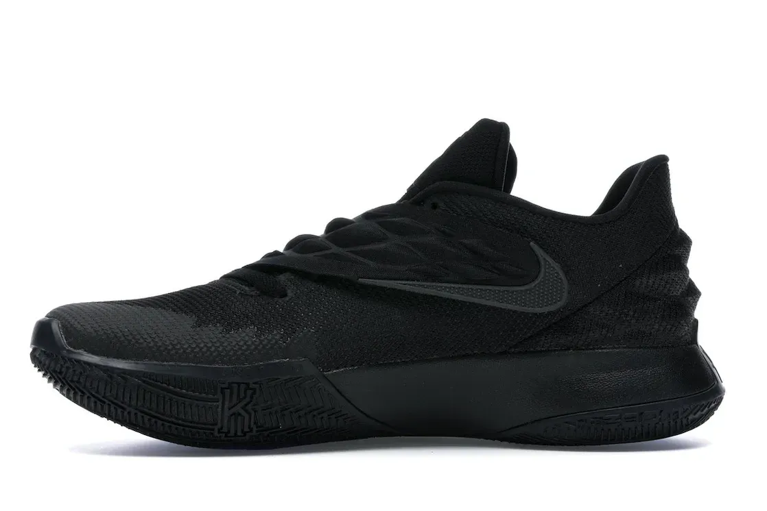 Фото № 3 с приближением к товару «‎Nike Kyrie Low 1 Triple Black»